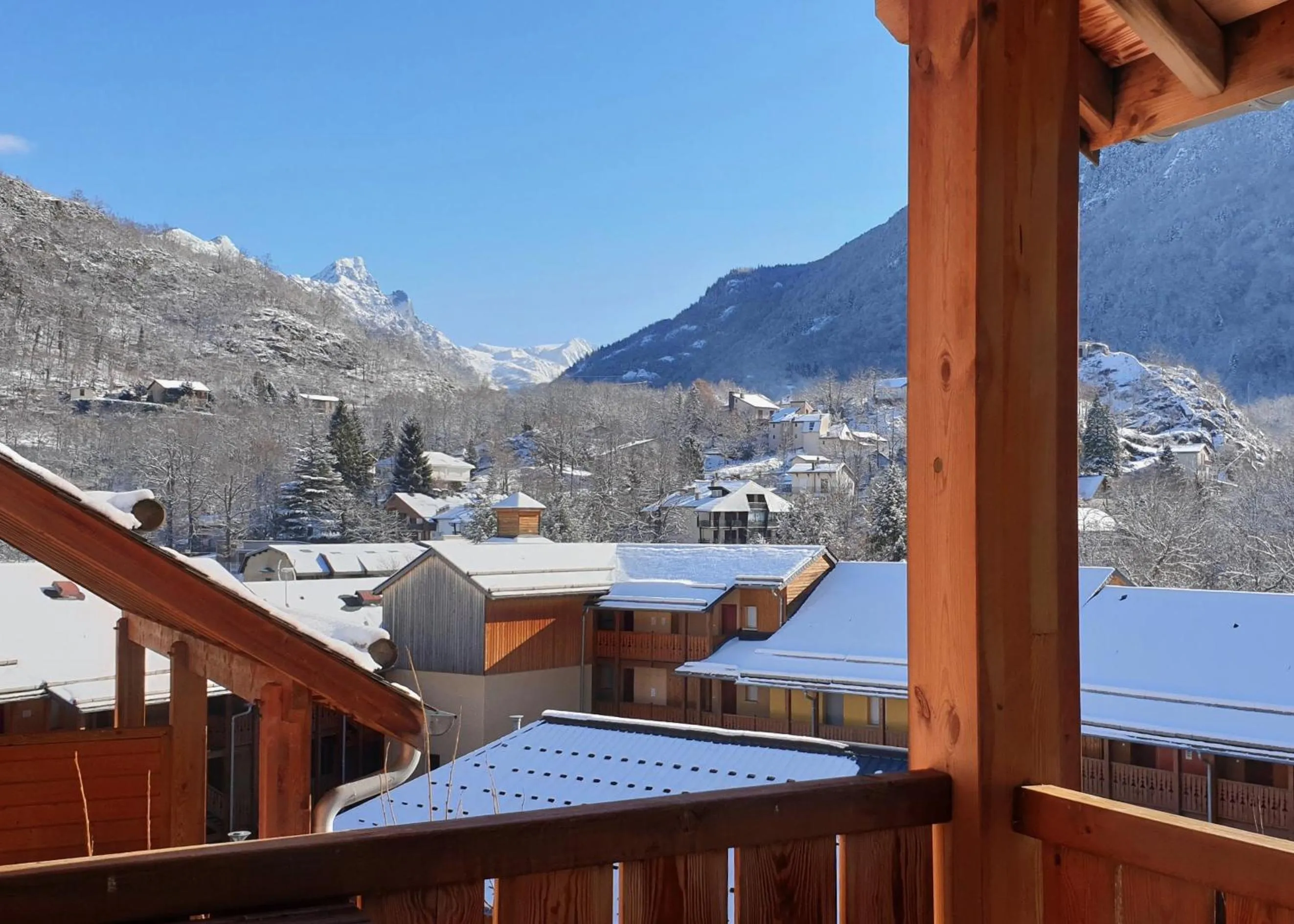Mountain view in Vacancéole - Le Domaine de la Vallée d'Ax