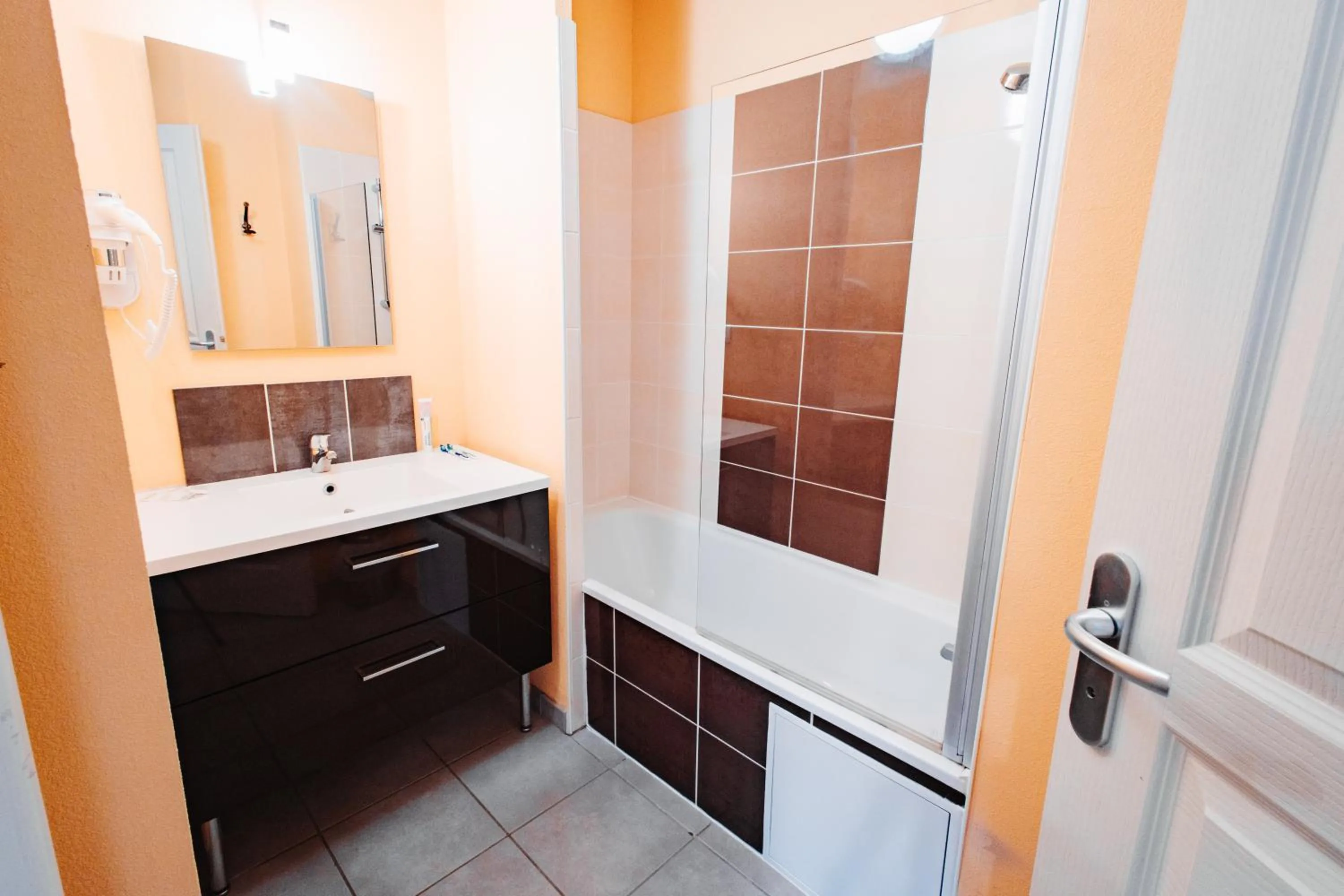 Bathroom in Vacancéole - Le Domaine de la Vallée d'Ax