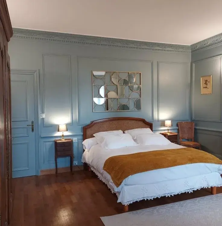 Superior Double Room - single occupancy in Les Chambres du Château du Rozel Superior Double Room - single occupancy in Les Chambres du Château du Rozel