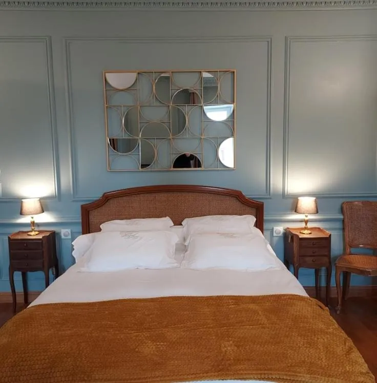 Bed in Les Chambres du Château du Rozel