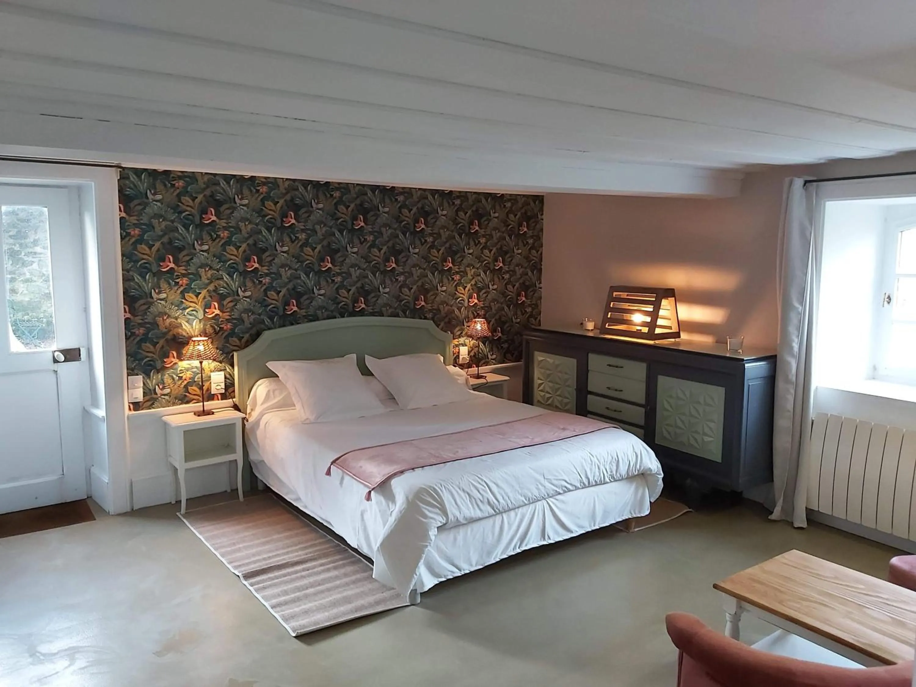 Bed in Les Chambres du Château du Rozel