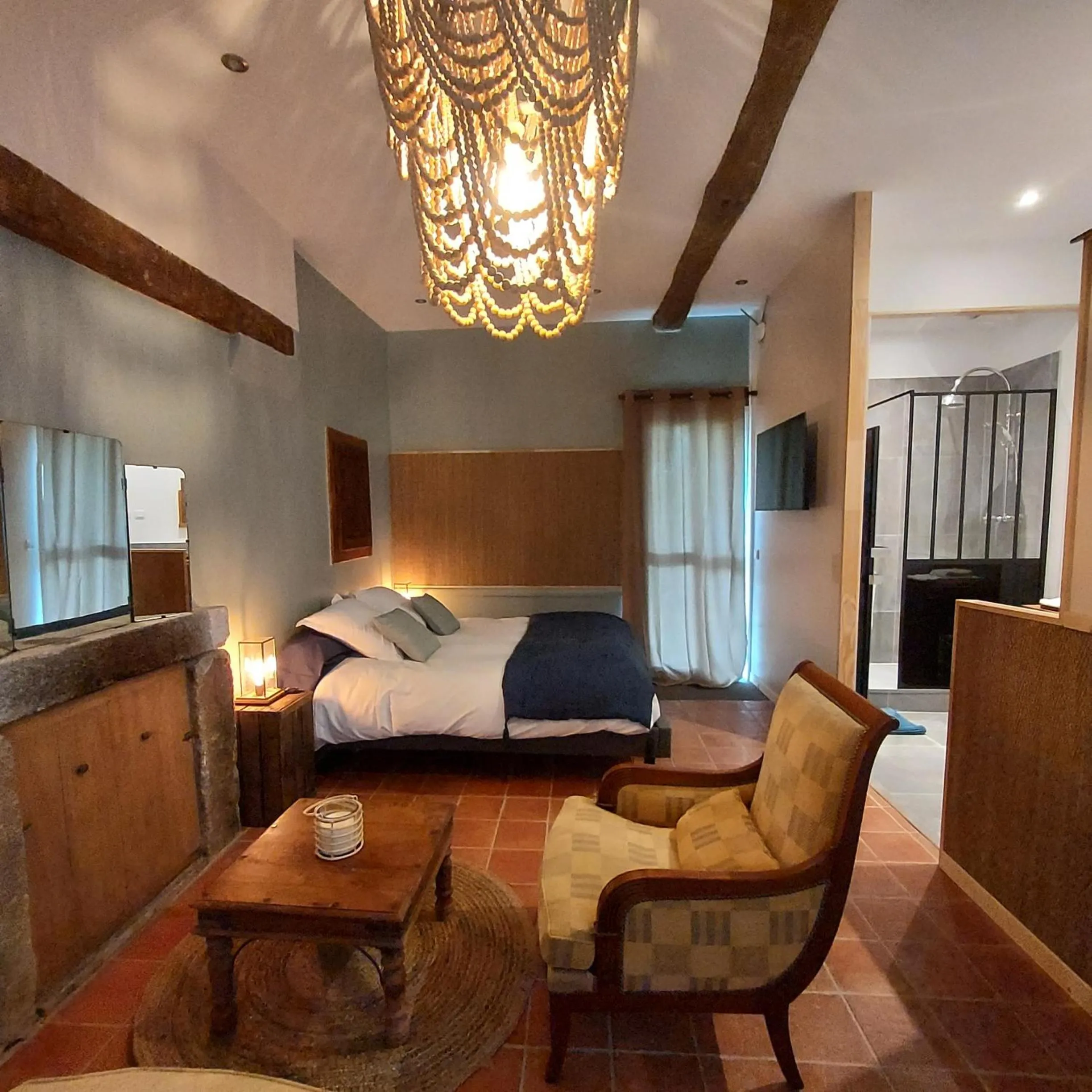 Bed in Les Chambres du Château du Rozel