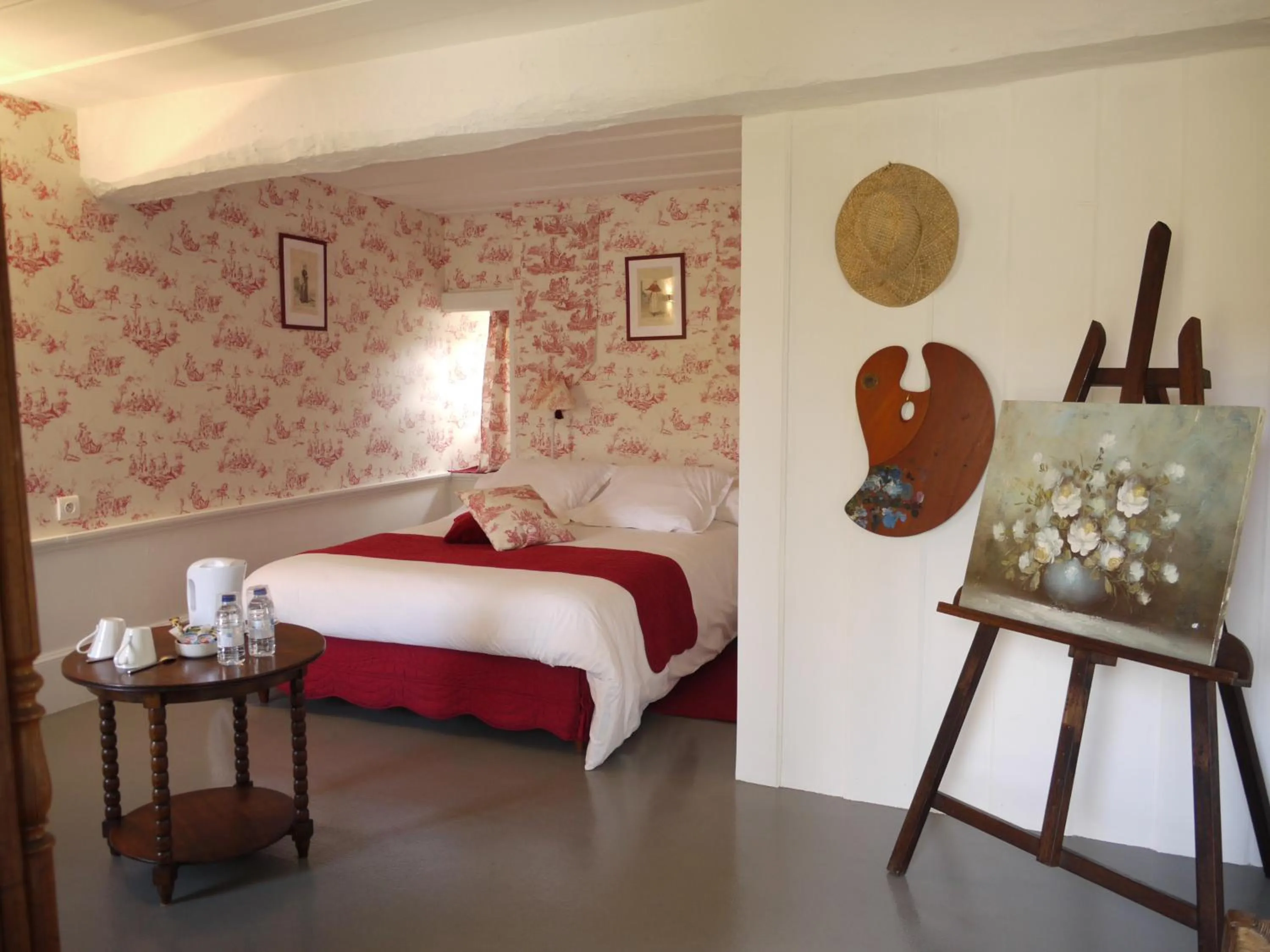 Bedroom, Bed in Les Chambres du Château du Rozel