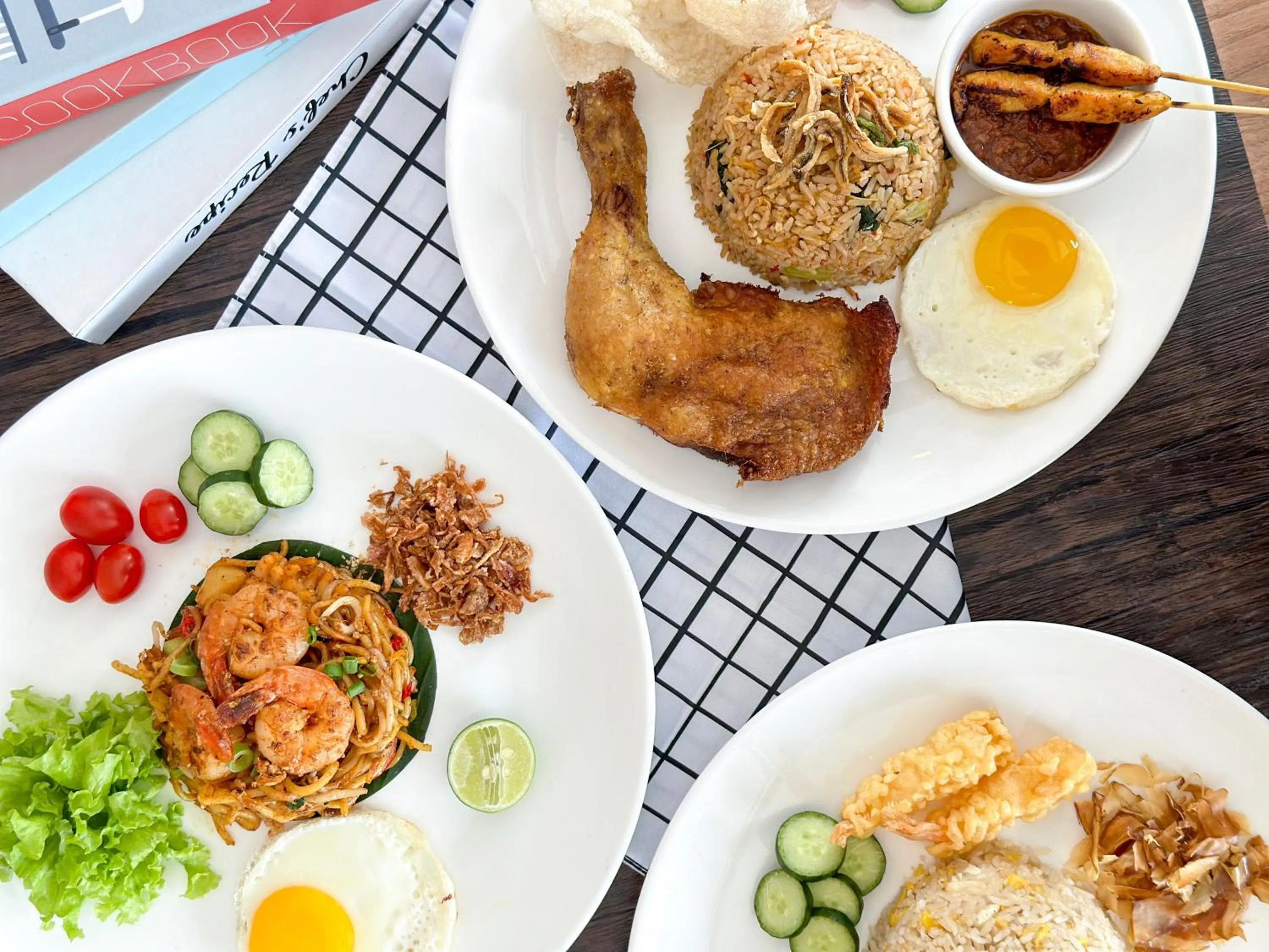 Food and drinks in Iconic Hotel