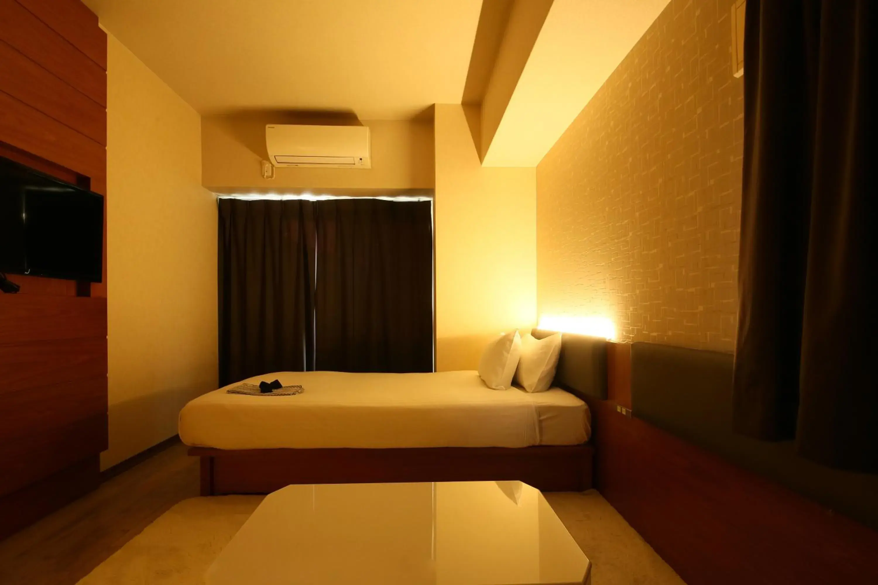 Bed in Hotel Trad Bed in Hotel Trad