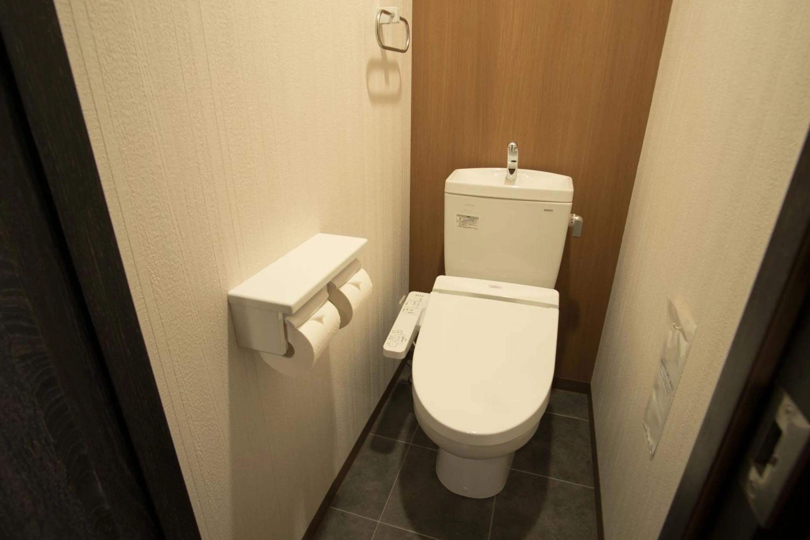 Toilet in Hotel Trad