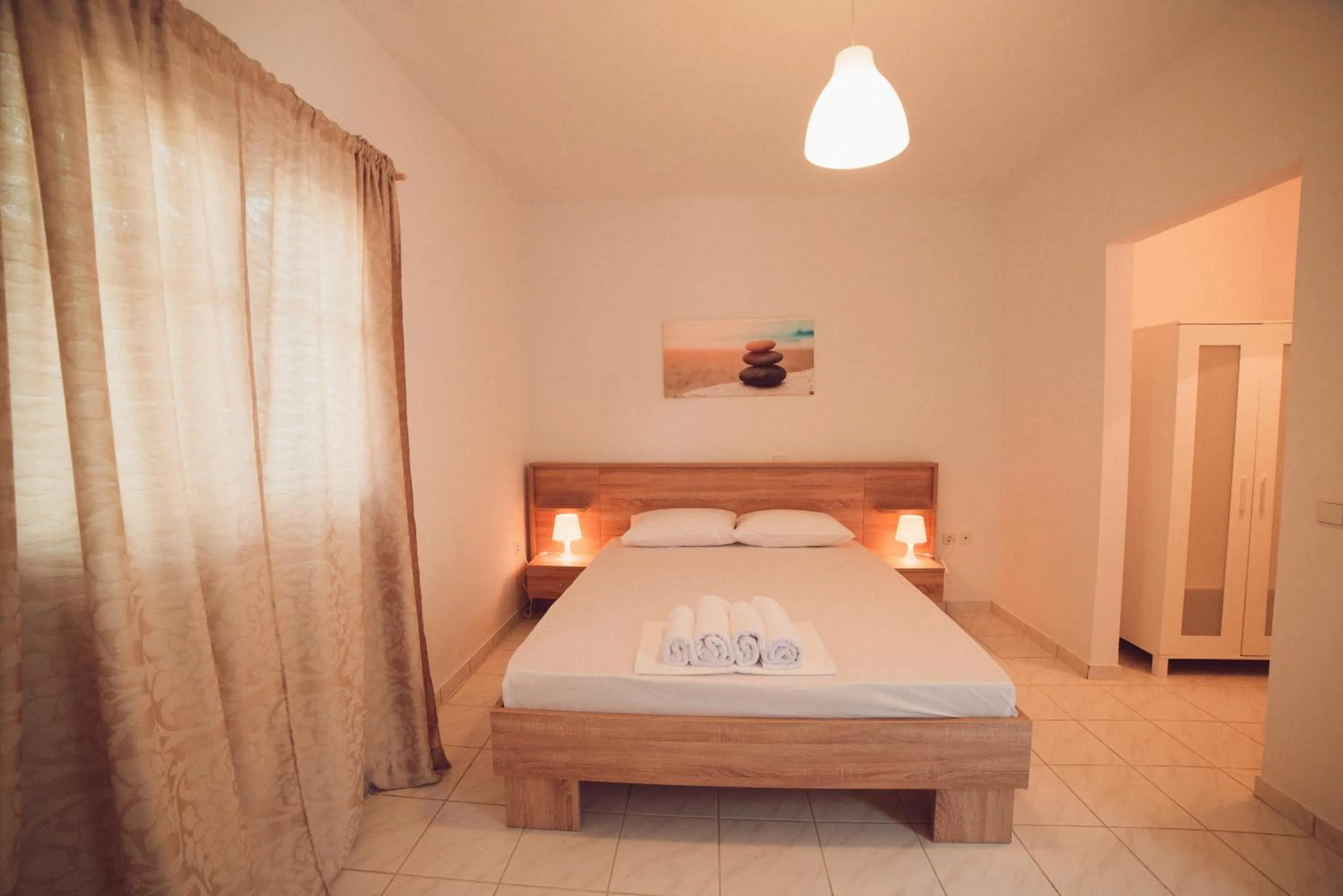 Bed in Nerina Studios Agios Nikitas