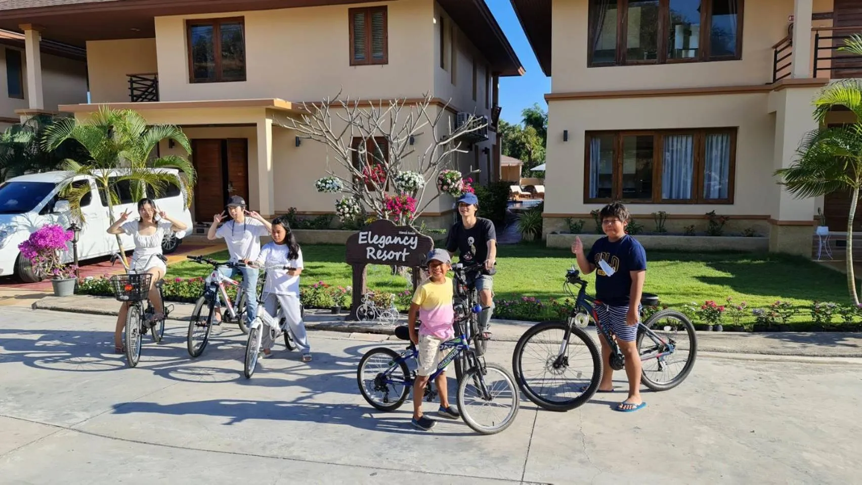 Inner courtyard view in Elegancy Resort Hua Hin