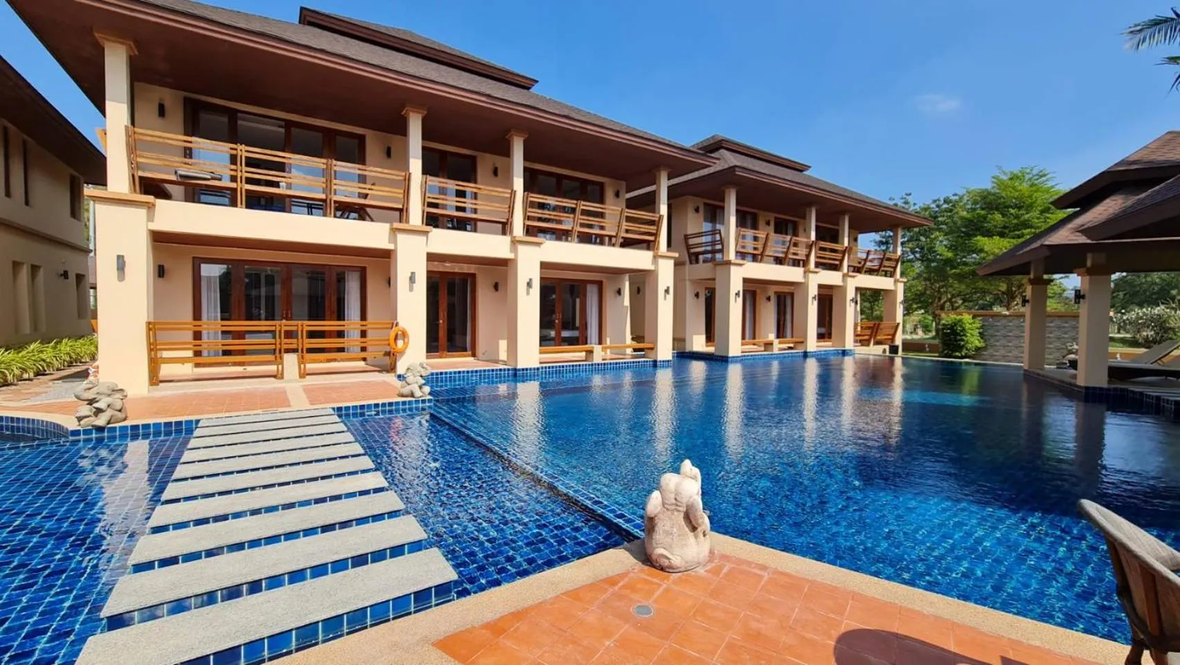 Swimming pool in Elegancy Resort Hua Hin