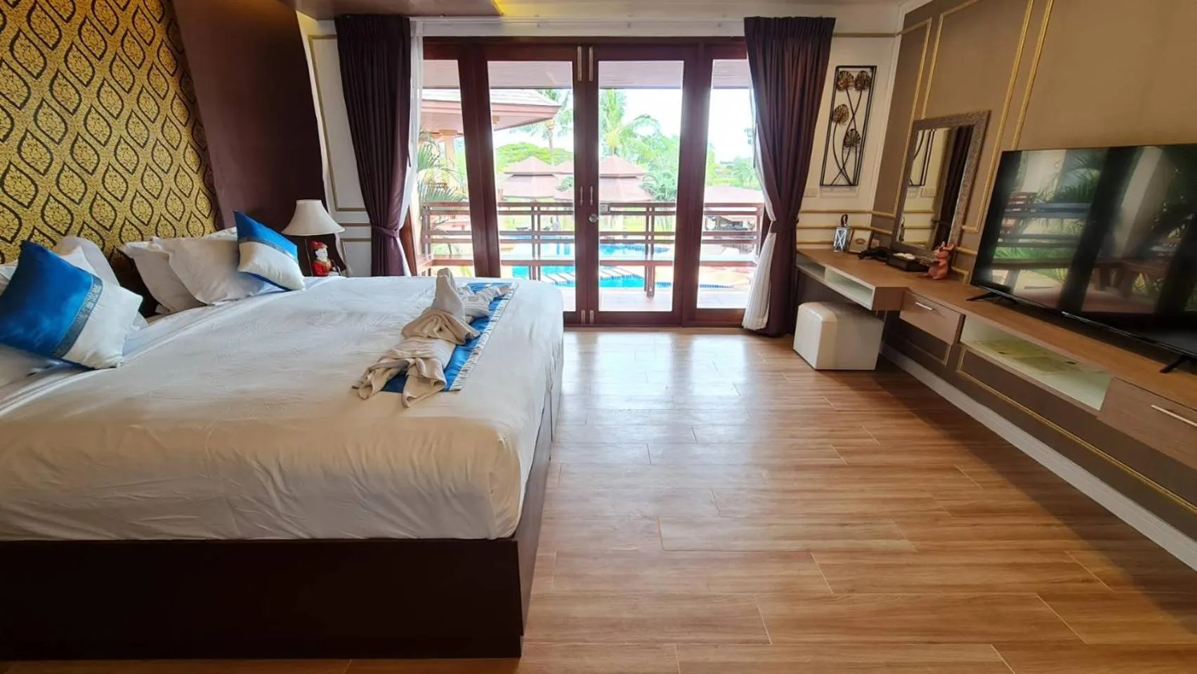 Bedroom, Bed in Elegancy Resort Hua Hin