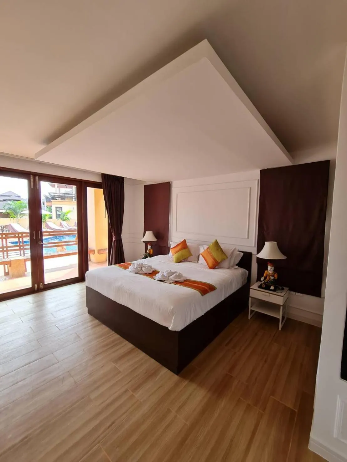 Bed in Elegancy Resort Hua Hin