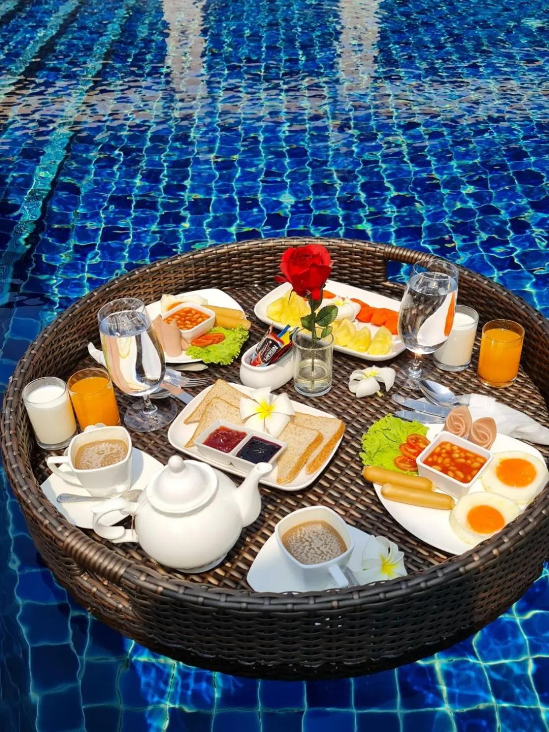 Breakfast in Elegancy Resort Hua Hin