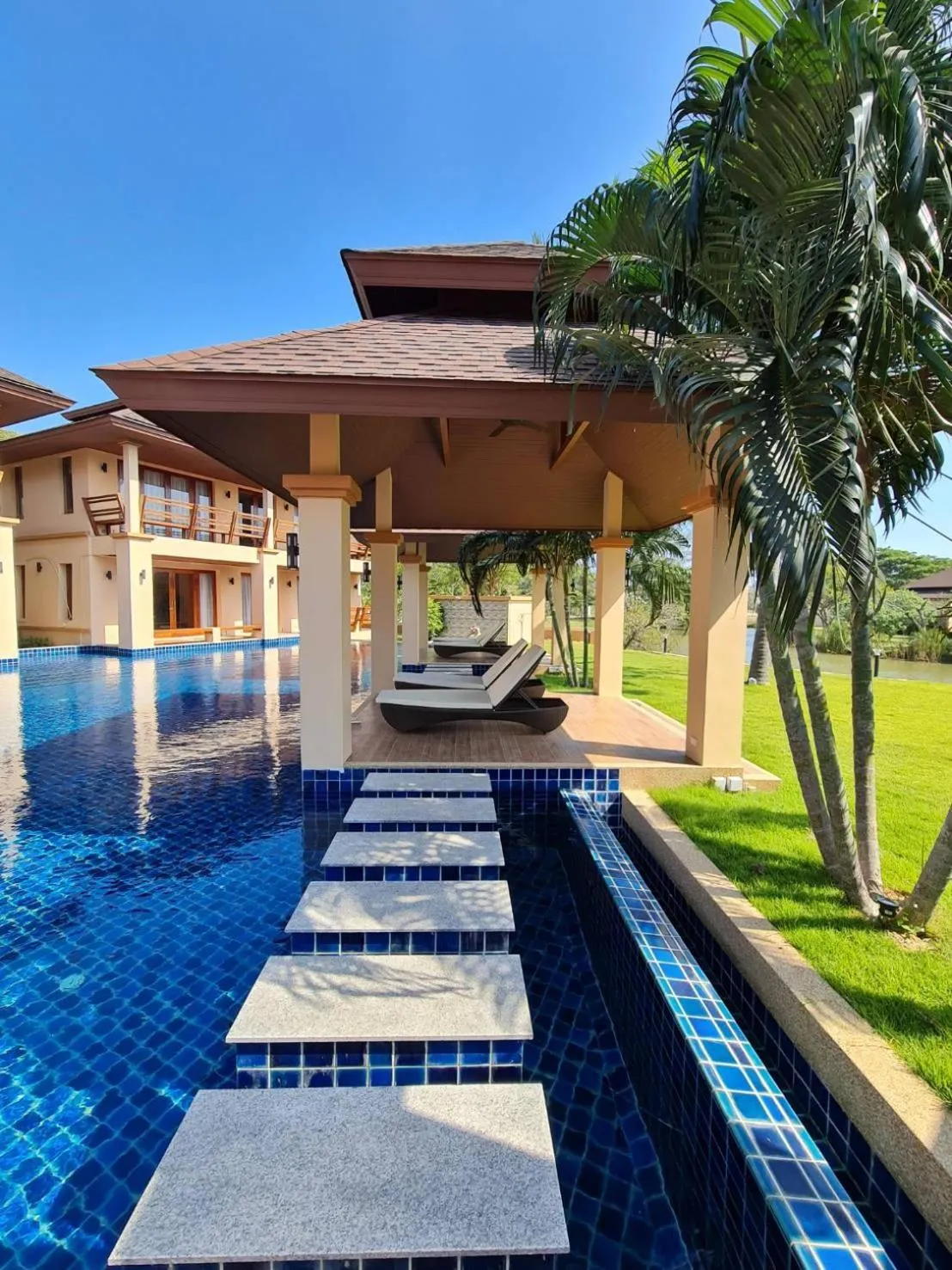 Swimming pool in Elegancy Resort Hua Hin