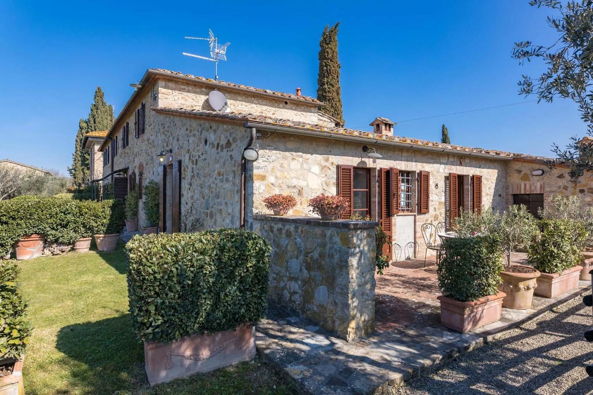 Property building in Il Poderino