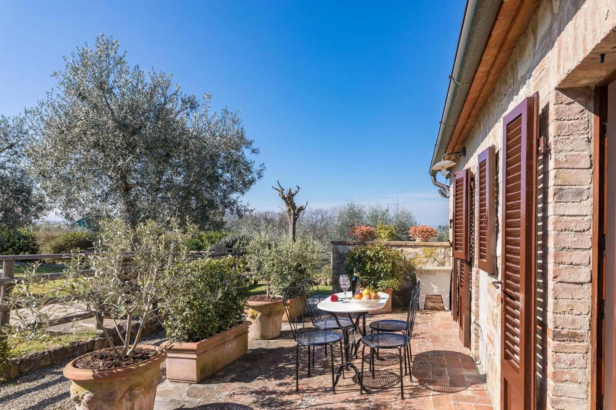 Property building in Il Poderino