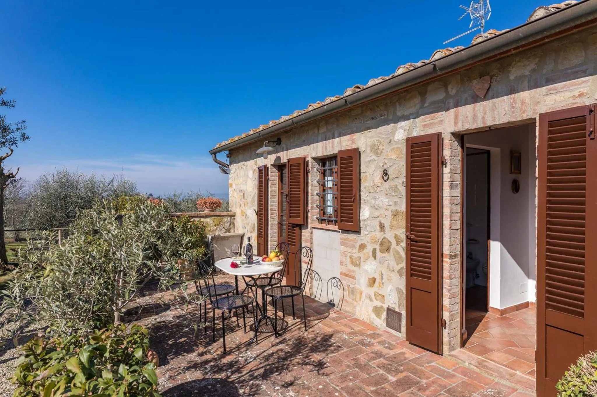 Property building in Il Poderino