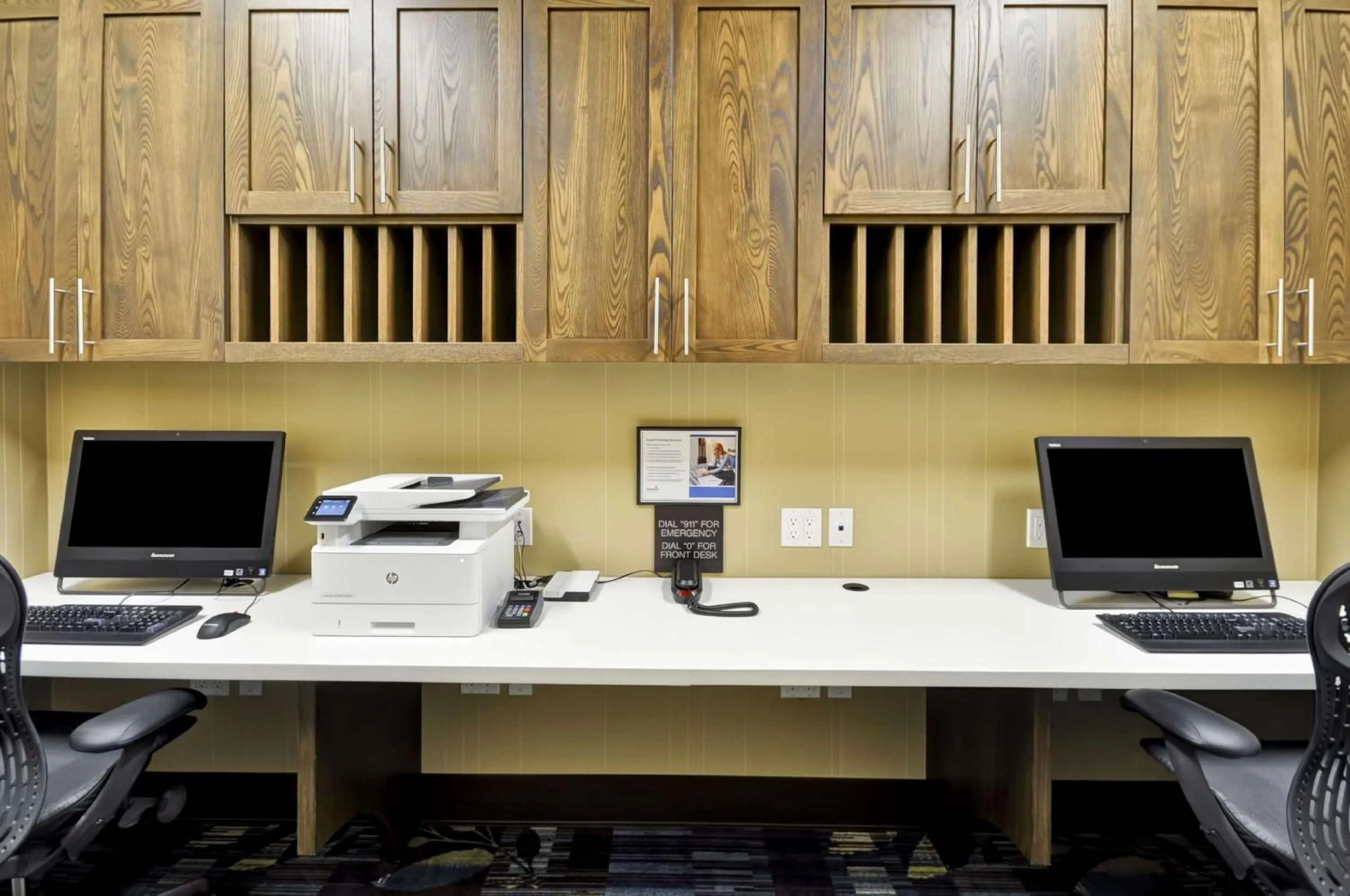 Business facilities in Hilton Garden Inn Detroit Troy