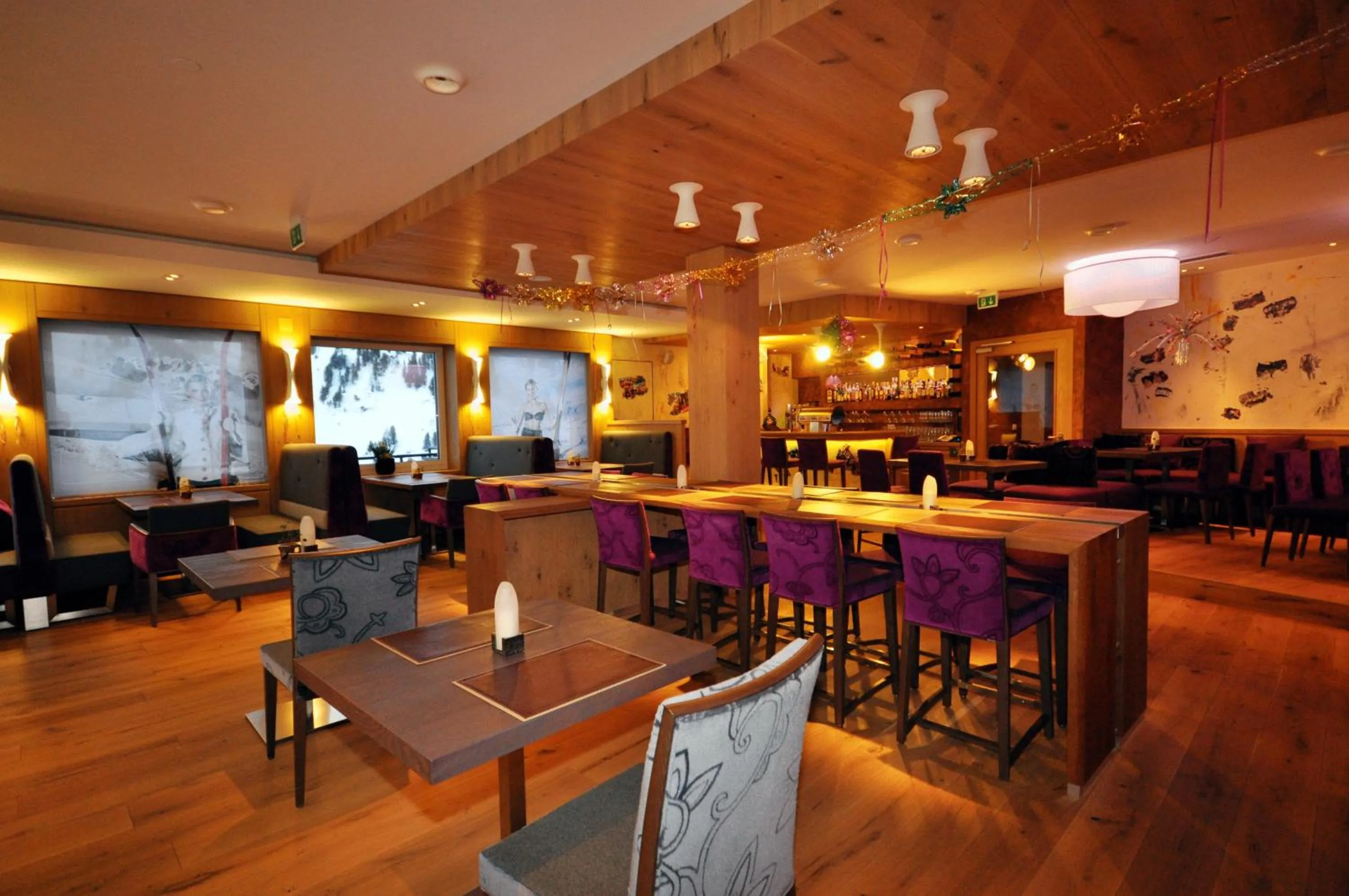 Restaurant/places to eat in Hotel Kristall