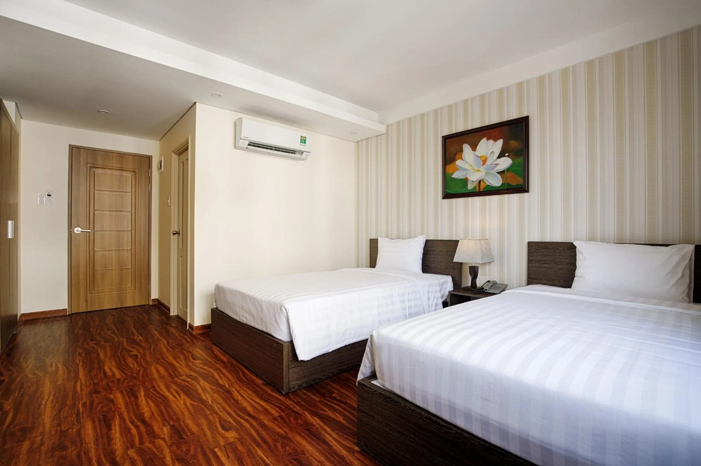 Photo of the whole room, Bed in Mai Boutique Villa