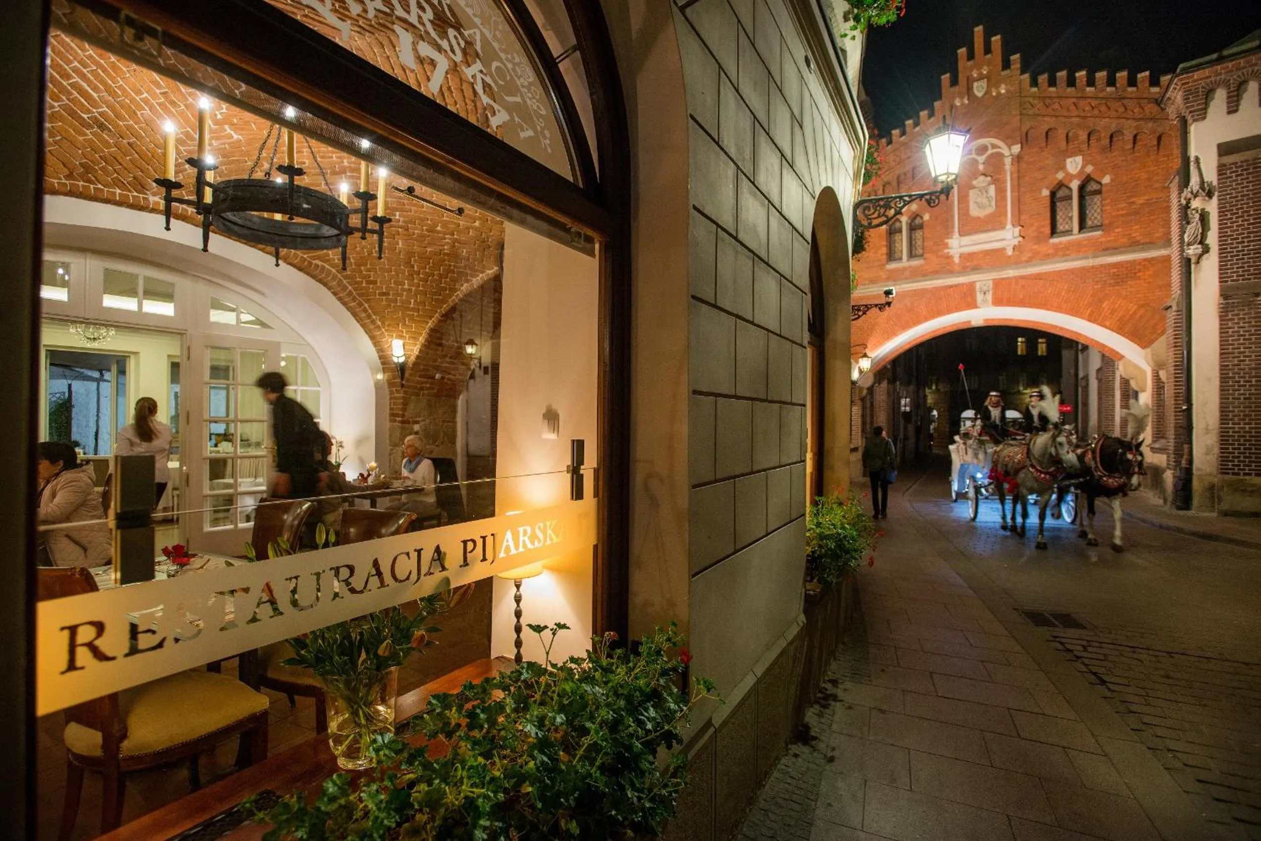 Restaurant/places to eat in Hotel Polski Pod Białym Orłem