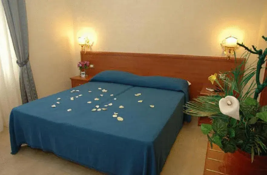 Photo of the whole room, Bed in Cesar Palace Guesthouse Photo of the whole room, Bed in Cesar Palace Guesthouse