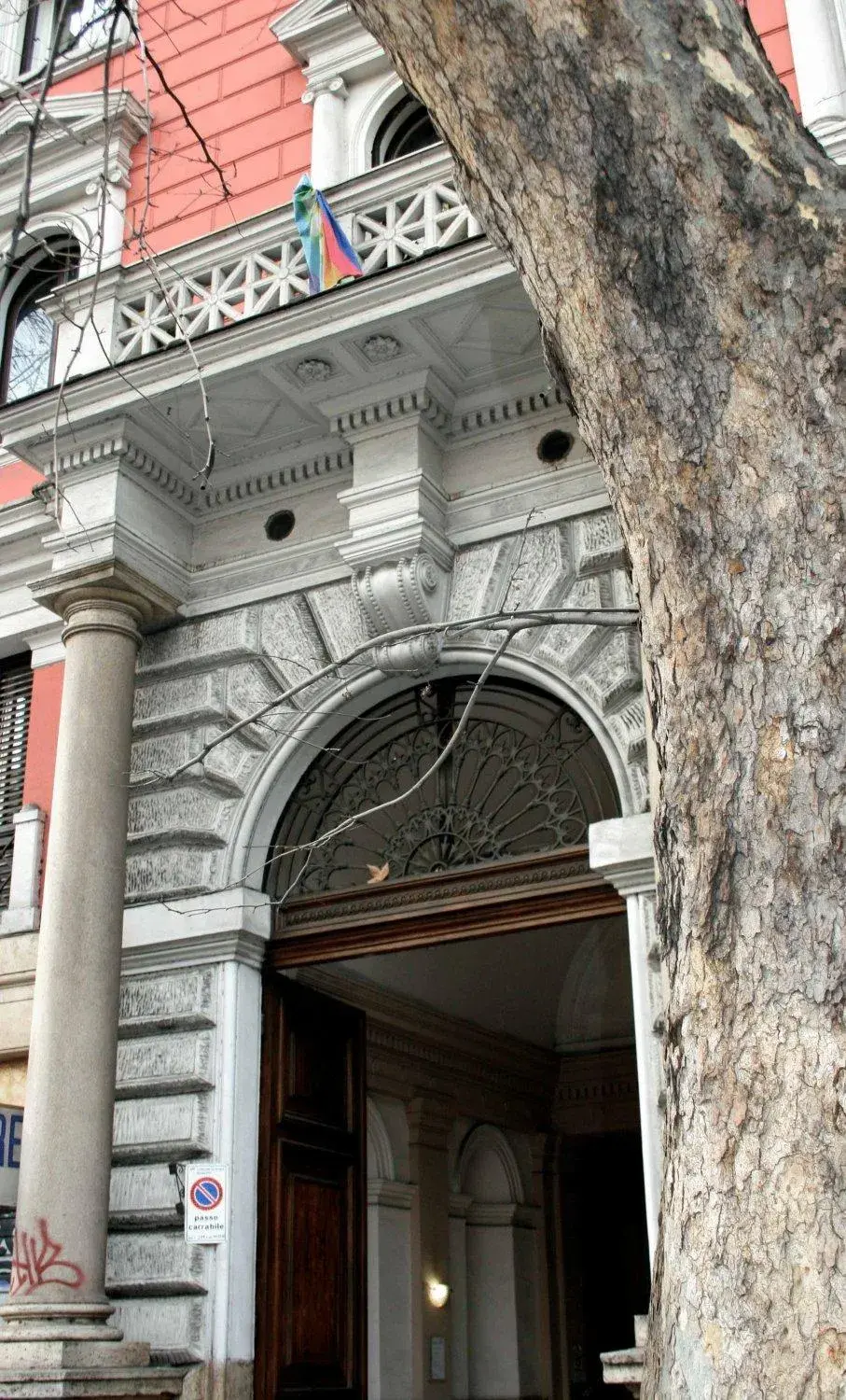 Facade/entrance in Cesar Palace Guesthouse Facade/entrance in Cesar Palace Guesthouse