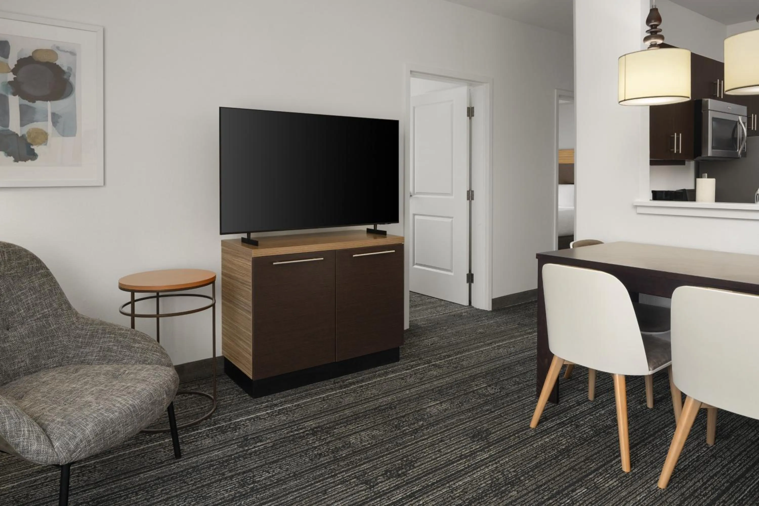 TV and multimedia in TownePlace Suites by Marriott Swedesboro Logan Township