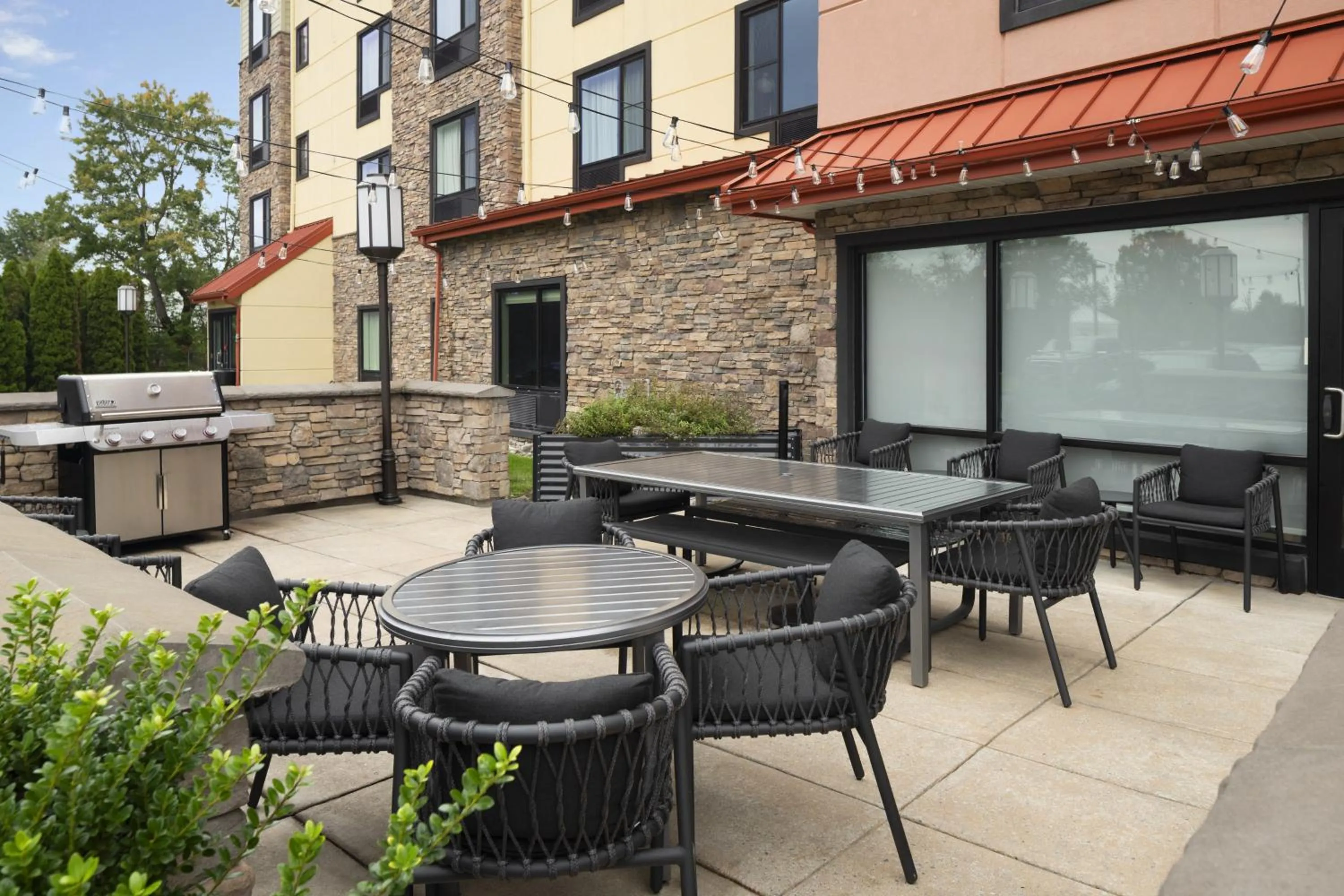 Patio in TownePlace Suites by Marriott Swedesboro Logan Township