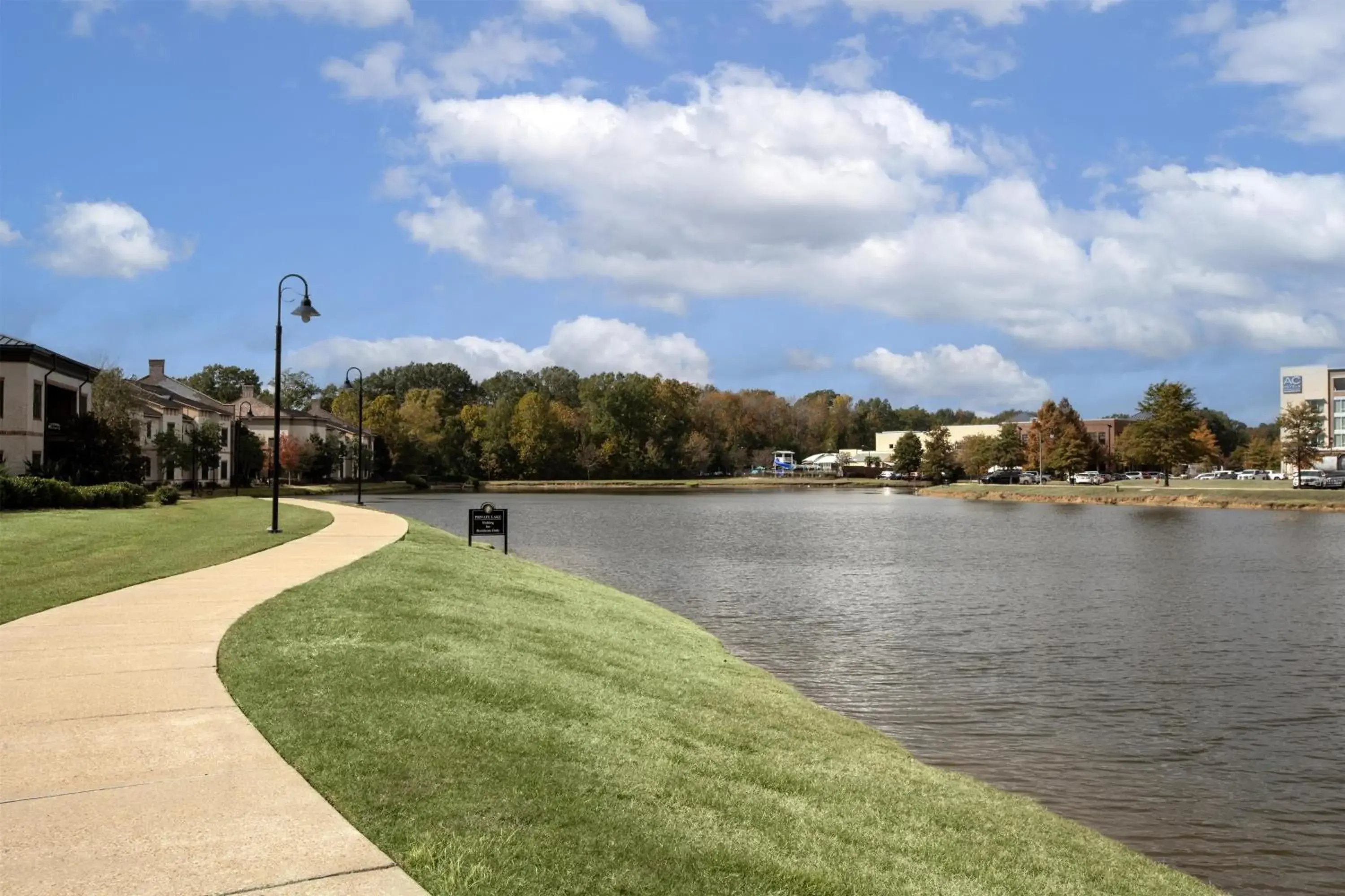 Property building in Embassy Suites by Hilton Jackson North Ridgeland Property building in Embassy Suites by Hilton Jackson North Ridgeland