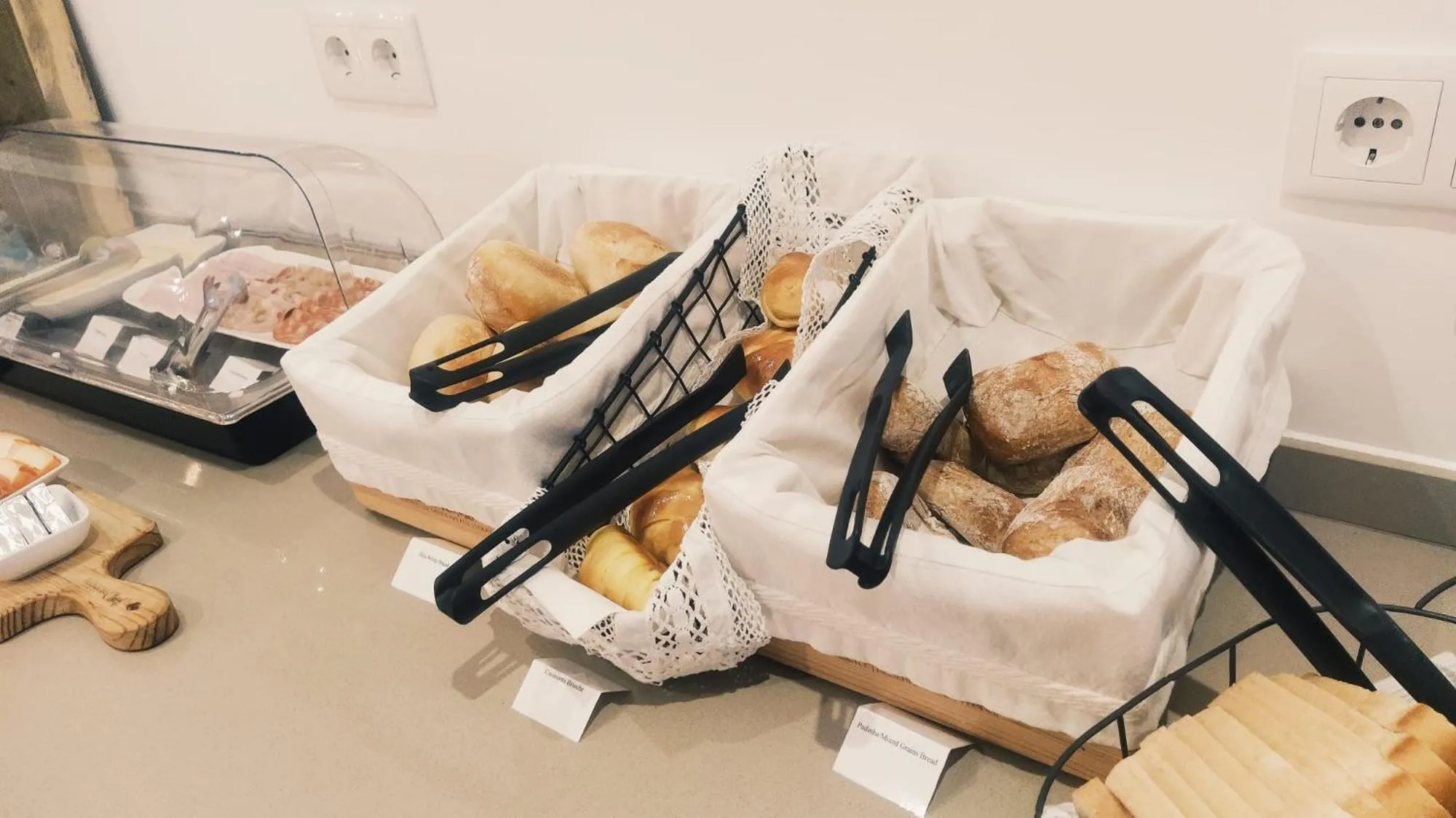 Breakfast in Aveiro Rossio Bed & Breakfast