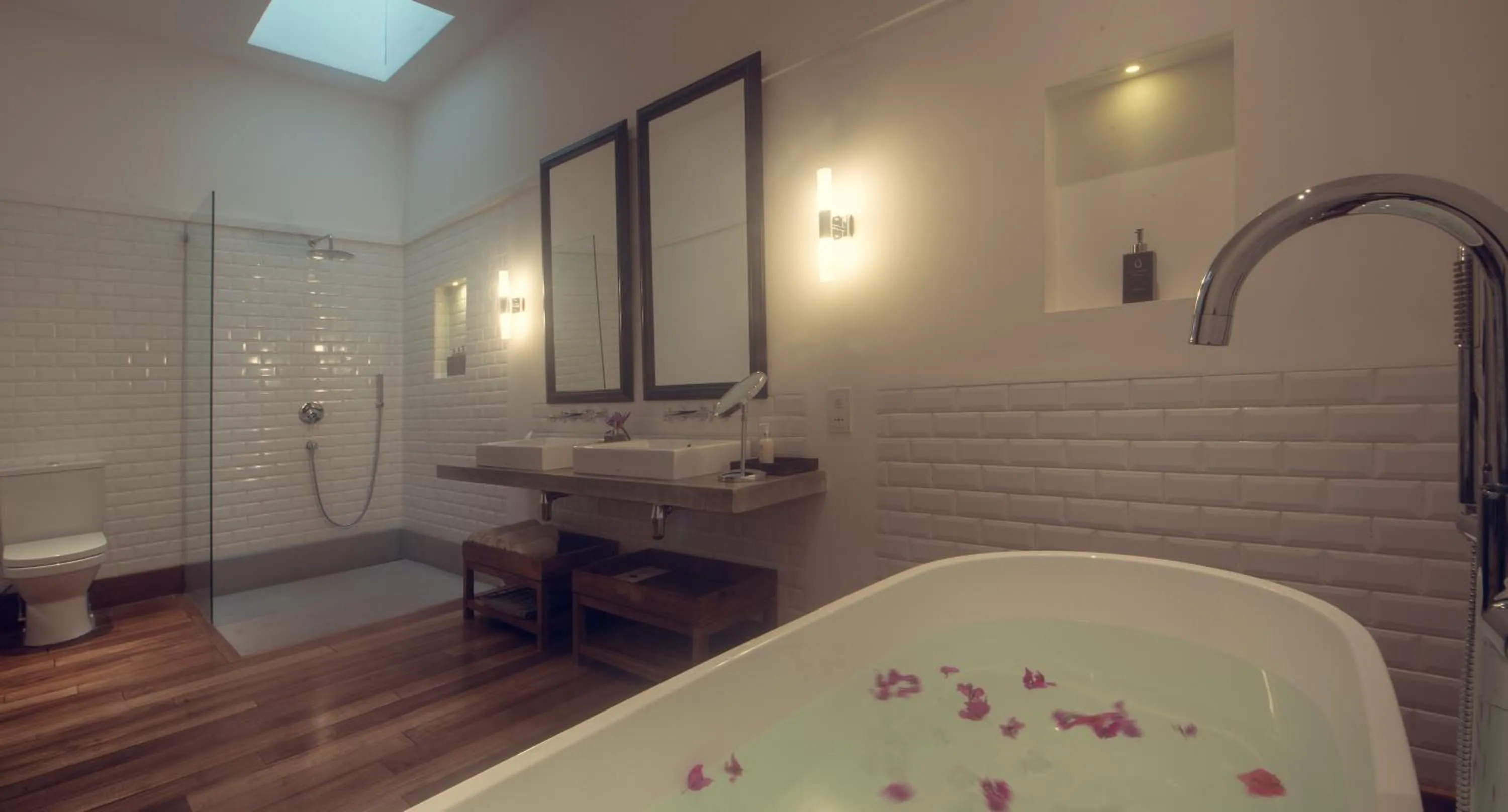 Bathroom in Fort Bazaar