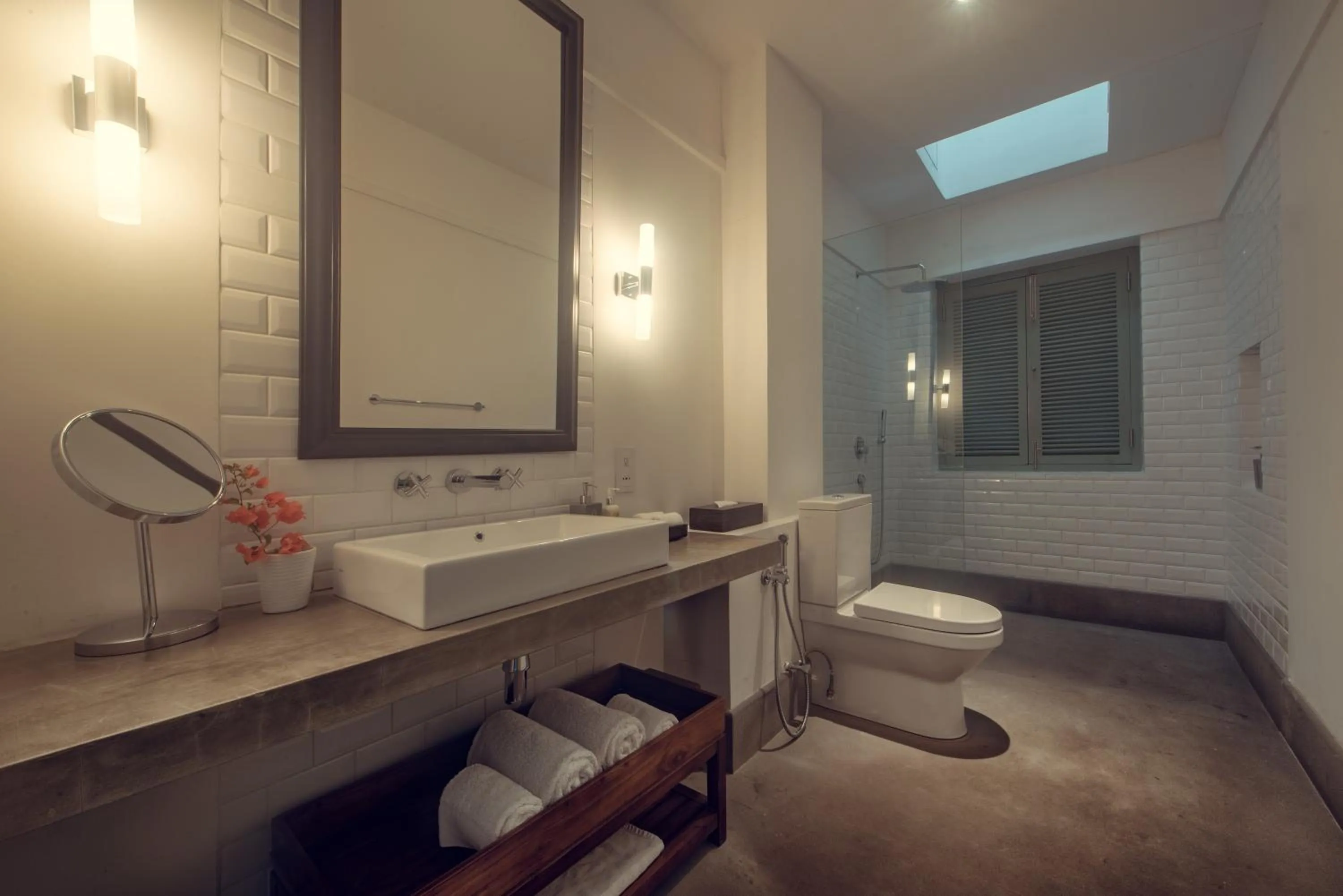 Toilet in Fort Bazaar