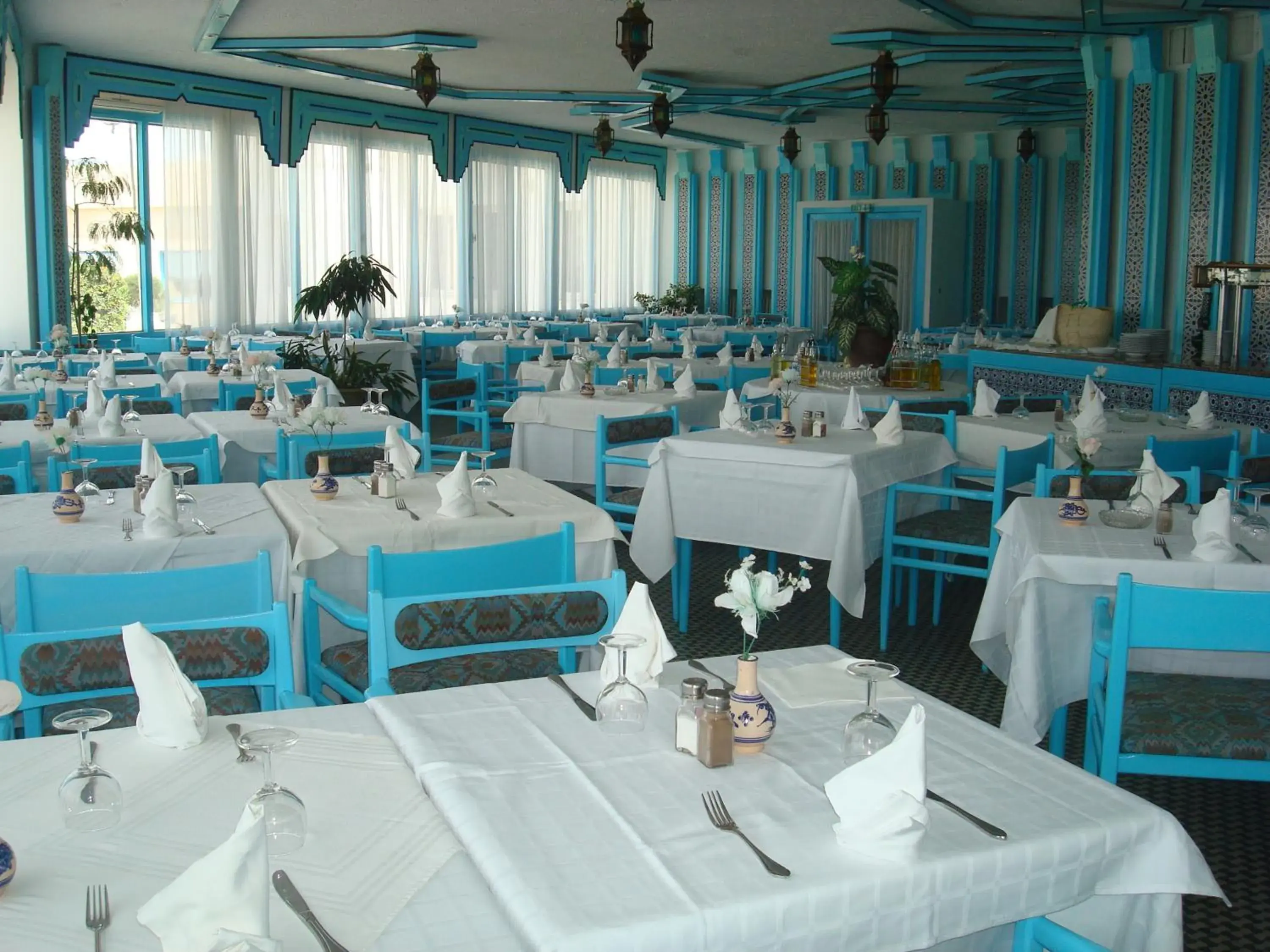 Restaurant/places to eat in Hotel Les Palmiers Restaurant/places to eat in Hotel Les Palmiers