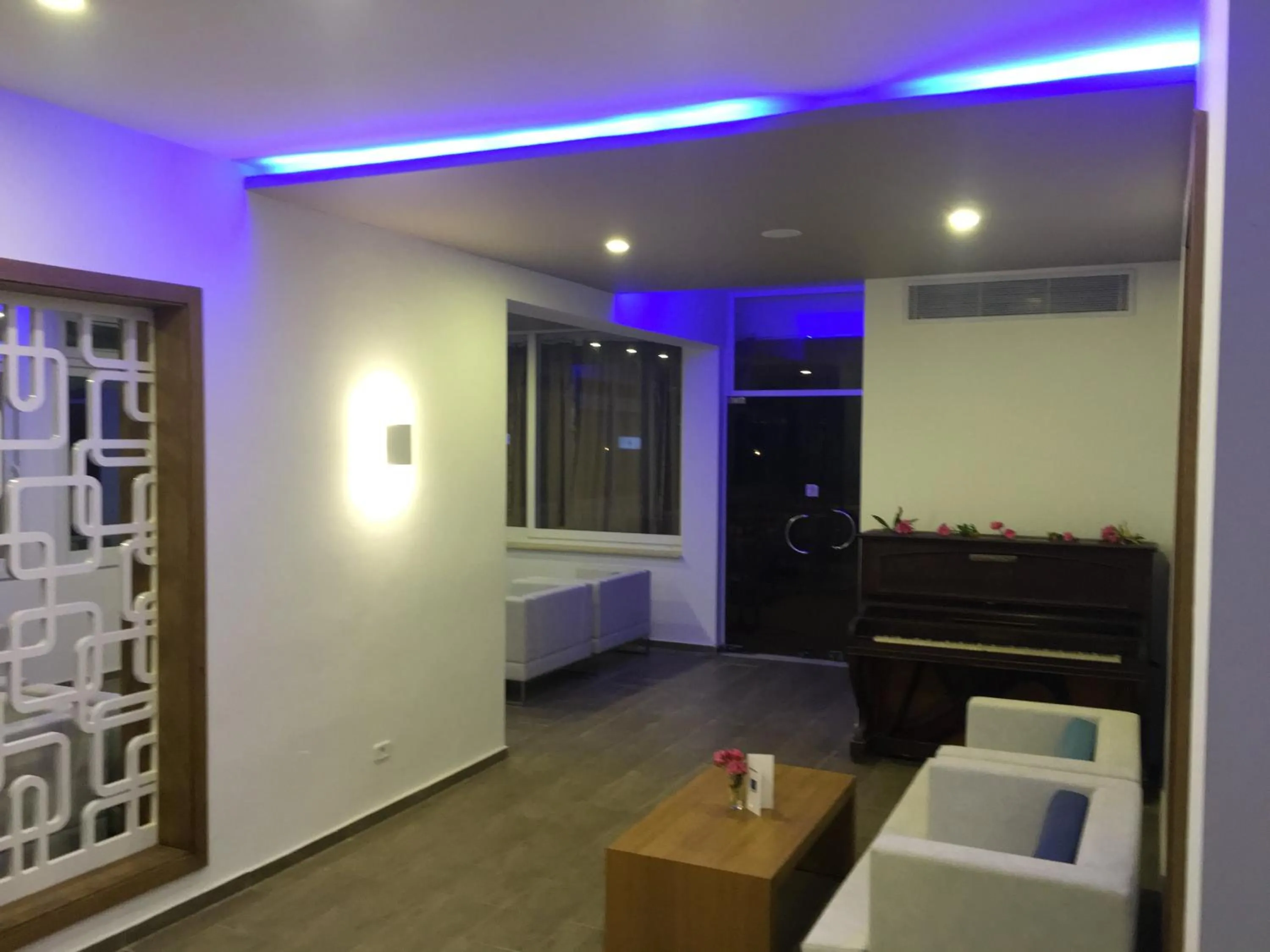 Breakfast in Hotel Les Palmiers