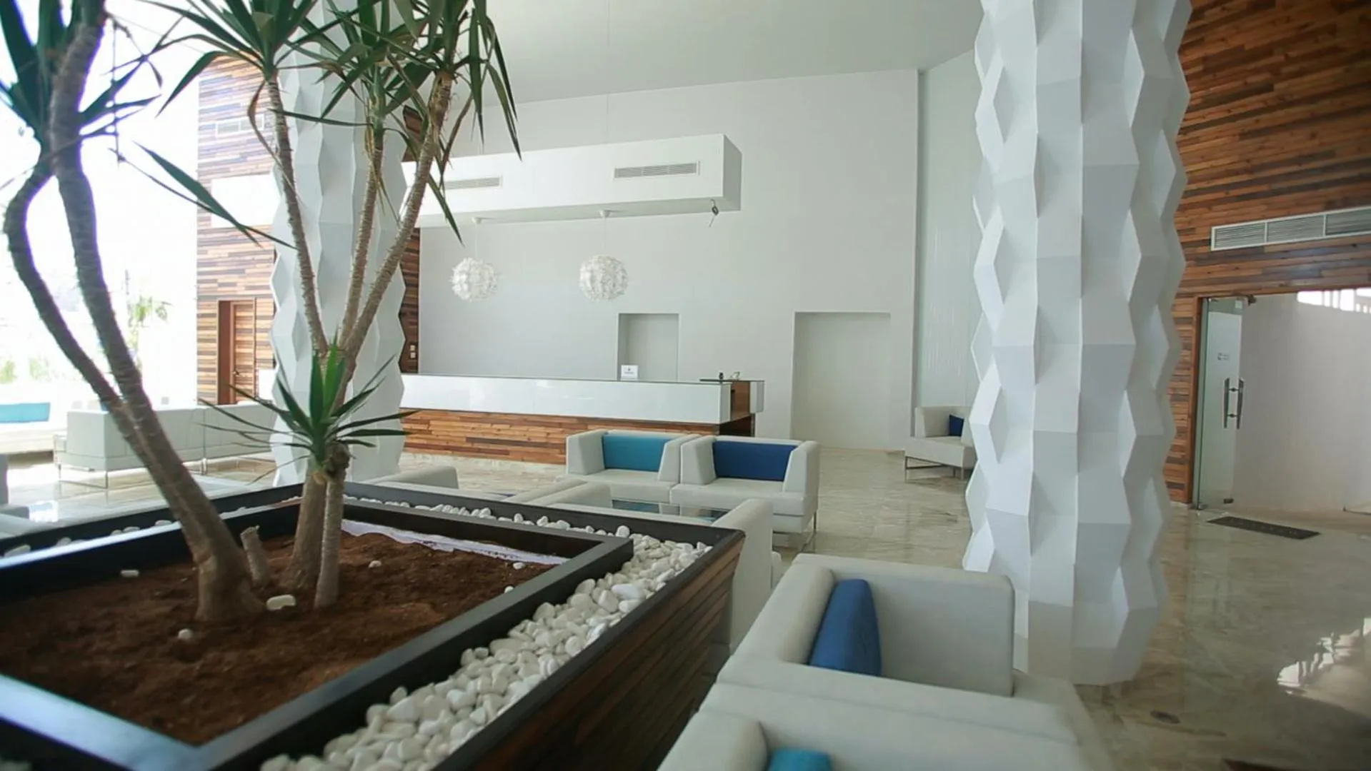 Breakfast in Hotel Les Palmiers