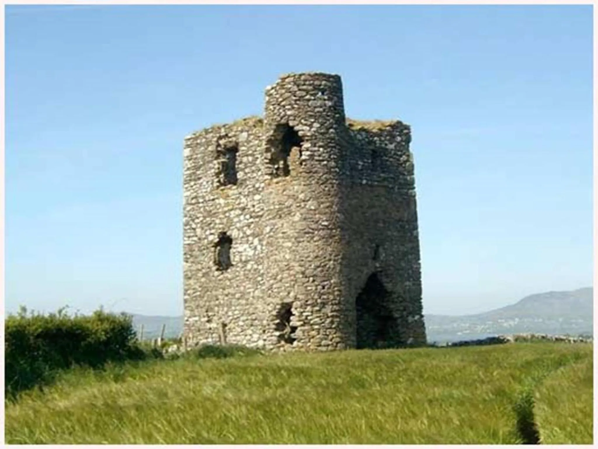 Hiking in An Grianan Hotel
