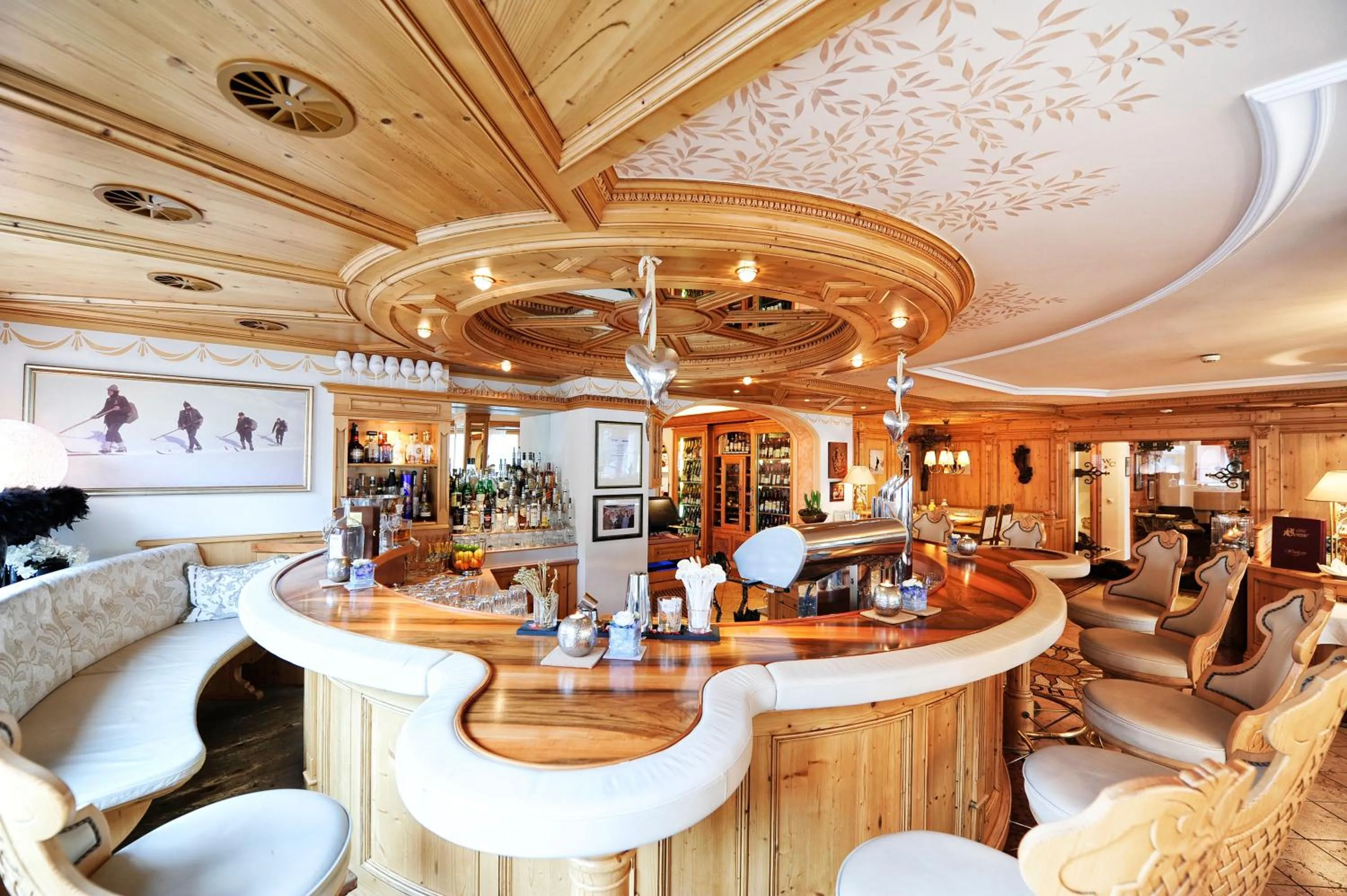 Lounge or bar in Hotel Sonne Ischgl