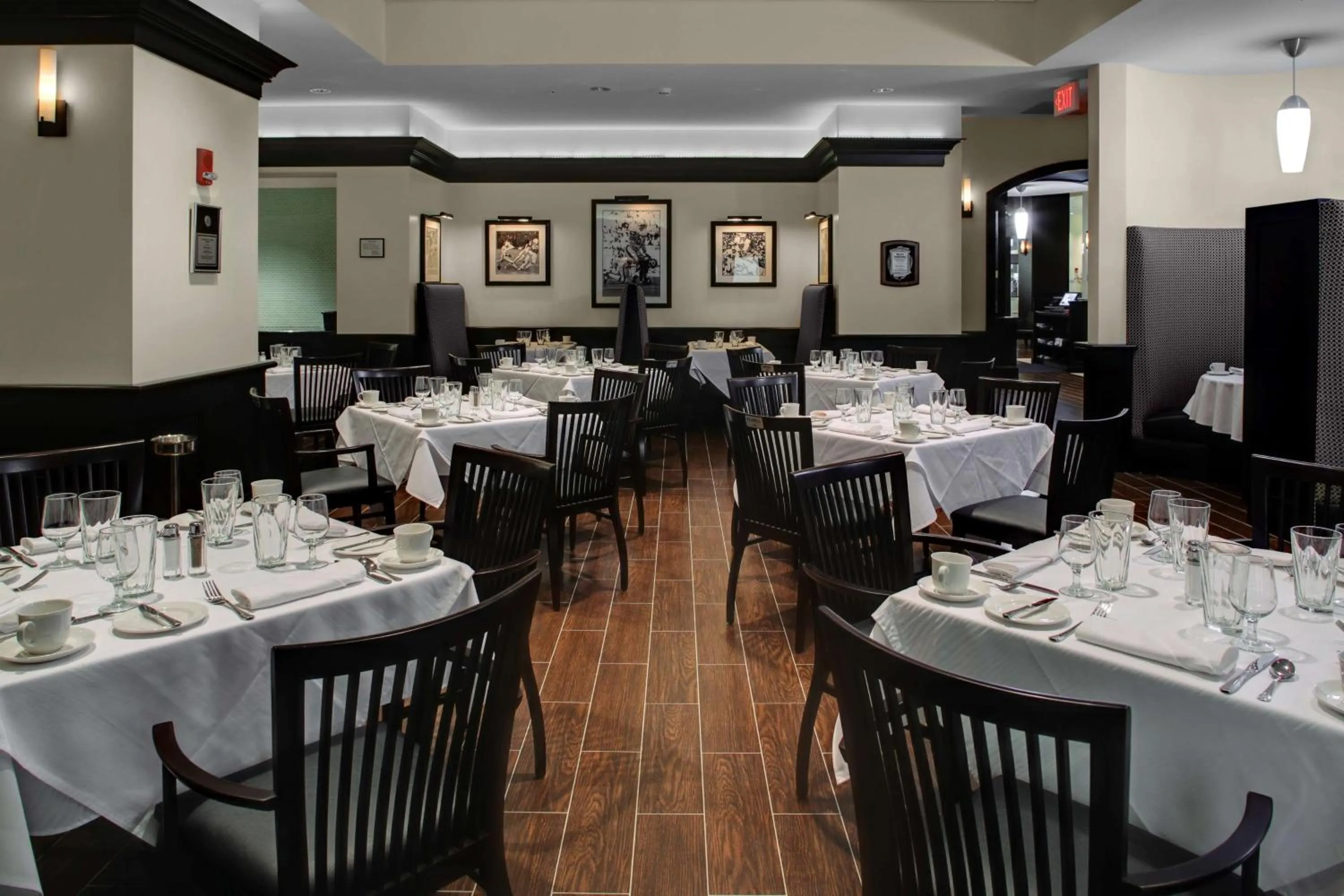 Restaurant/places to eat in Hilton Richmond Hotel & Spa Short Pump