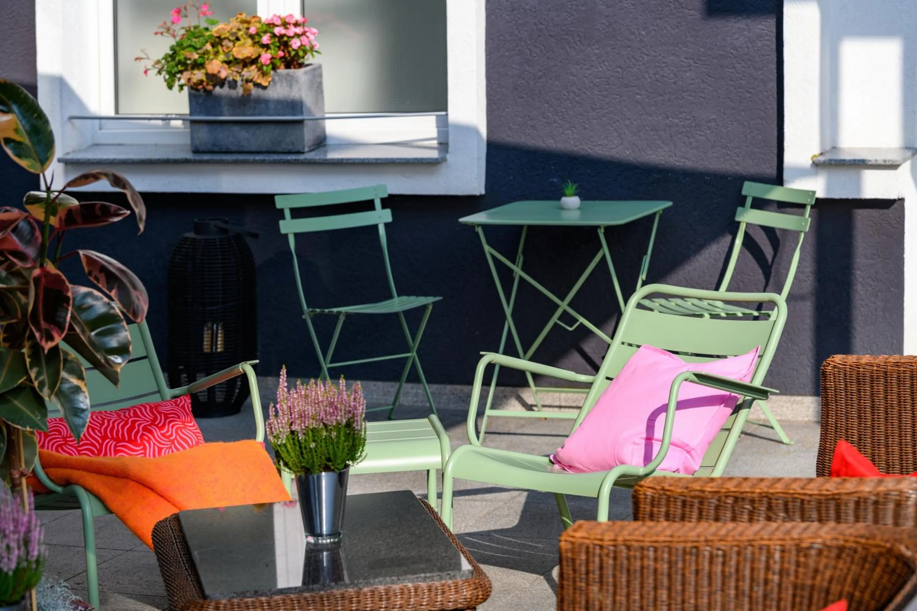 Patio in SleepinRoomz Boutique Hotel