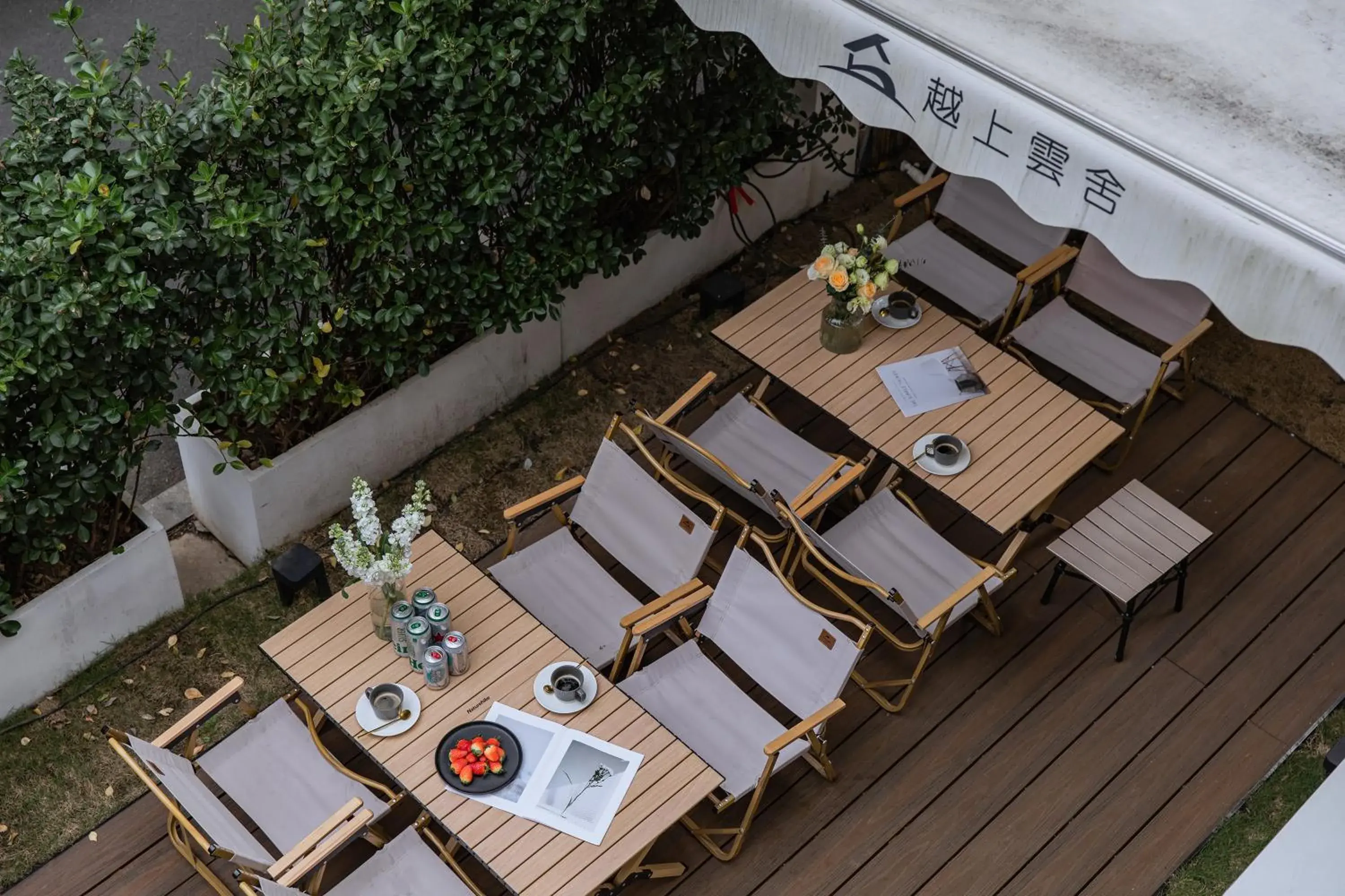 View (from property/room) in T innn - West Lake - Yueshang Yunshe Homestay - Hangzhou Taiziwan Park Branch View (from property/room) in T innn - West Lake - Yueshang Yunshe Homestay - Hangzhou Taiziwan Park Branch