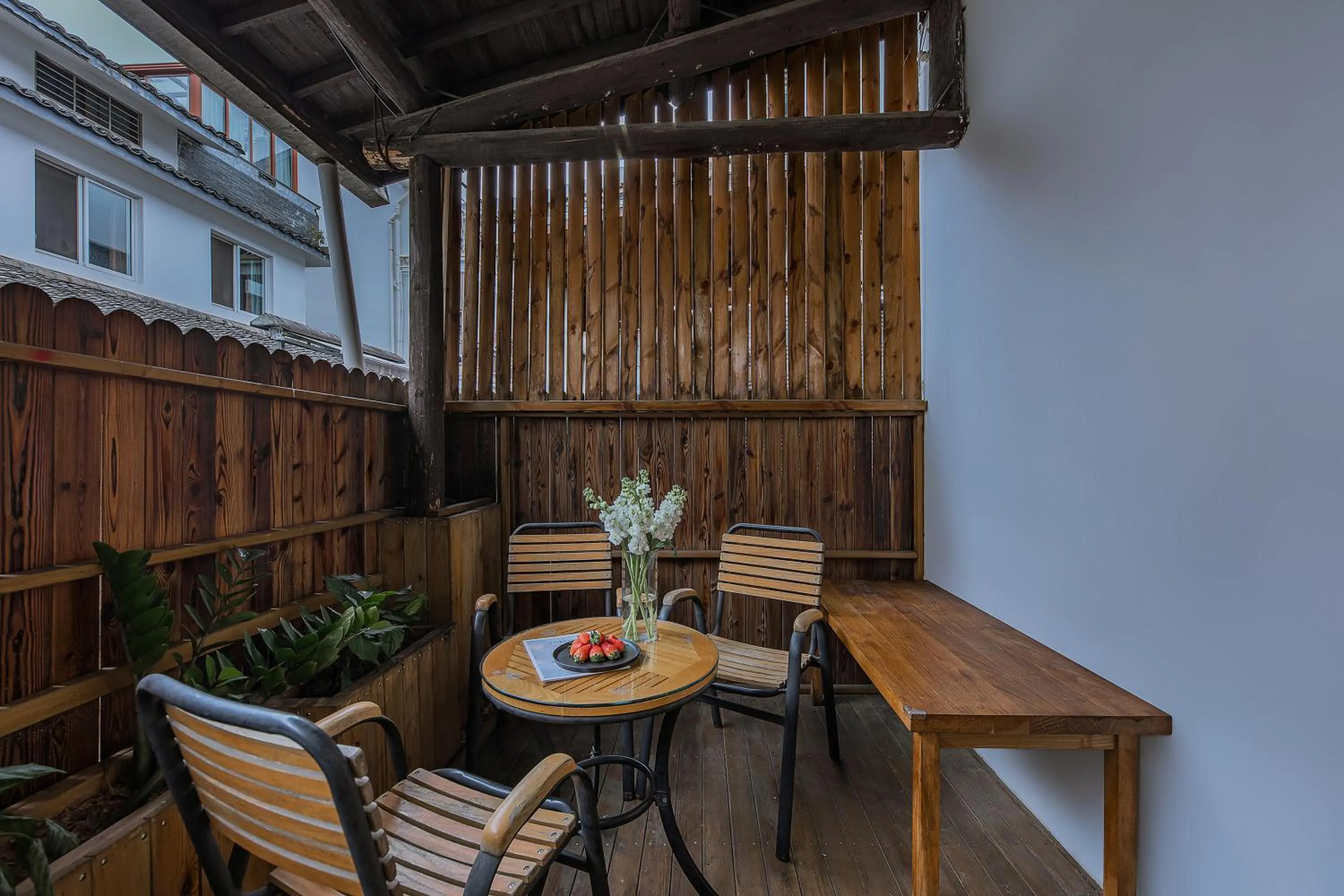 Garden view in T innn - West Lake - Yueshang Yunshe Homestay - Hangzhou Taiziwan Park Branch