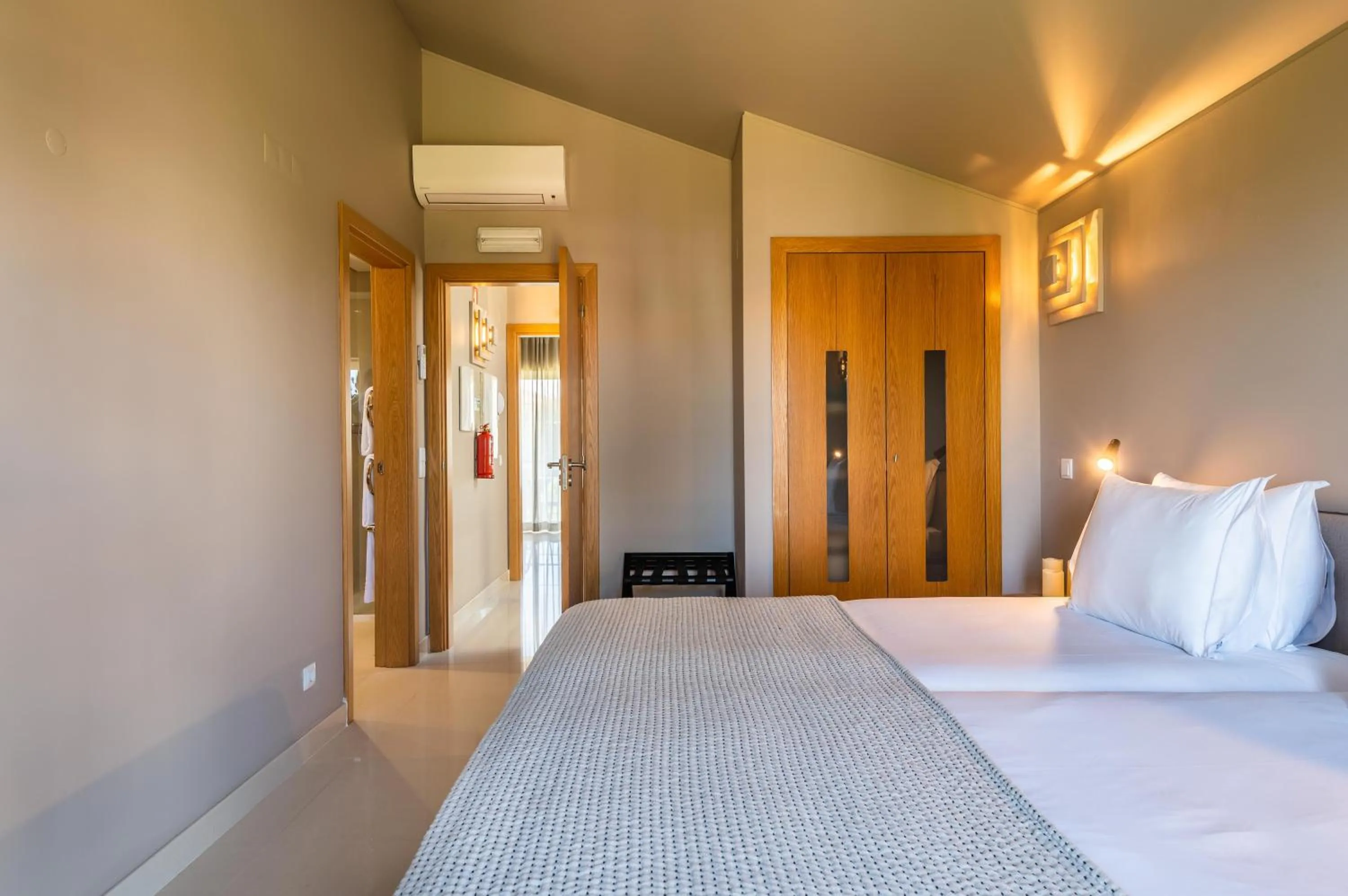 Bedroom, Bed in Vale da Lapa Village Resort