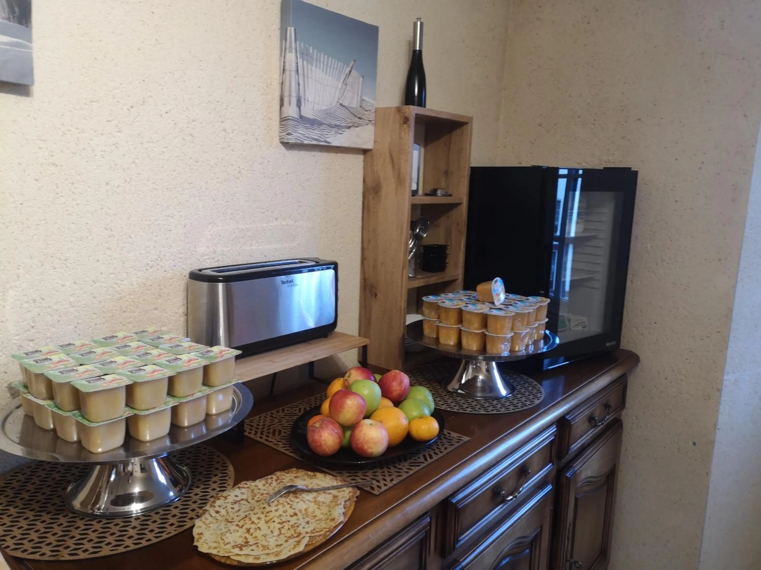 Buffet breakfast in Hôtel Les Deux Magots