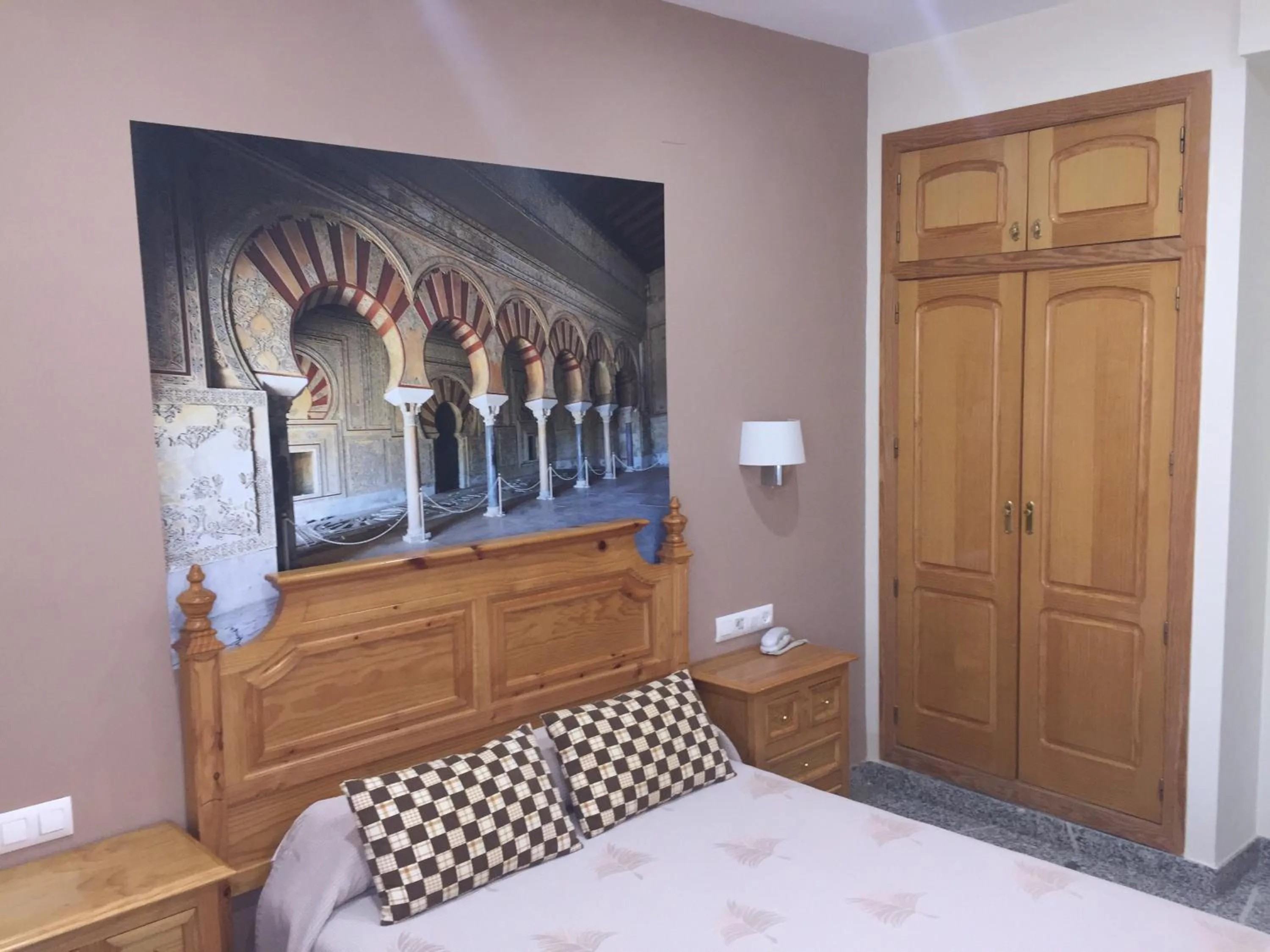 Decorative detail, Bed in Maximiano Herculeo