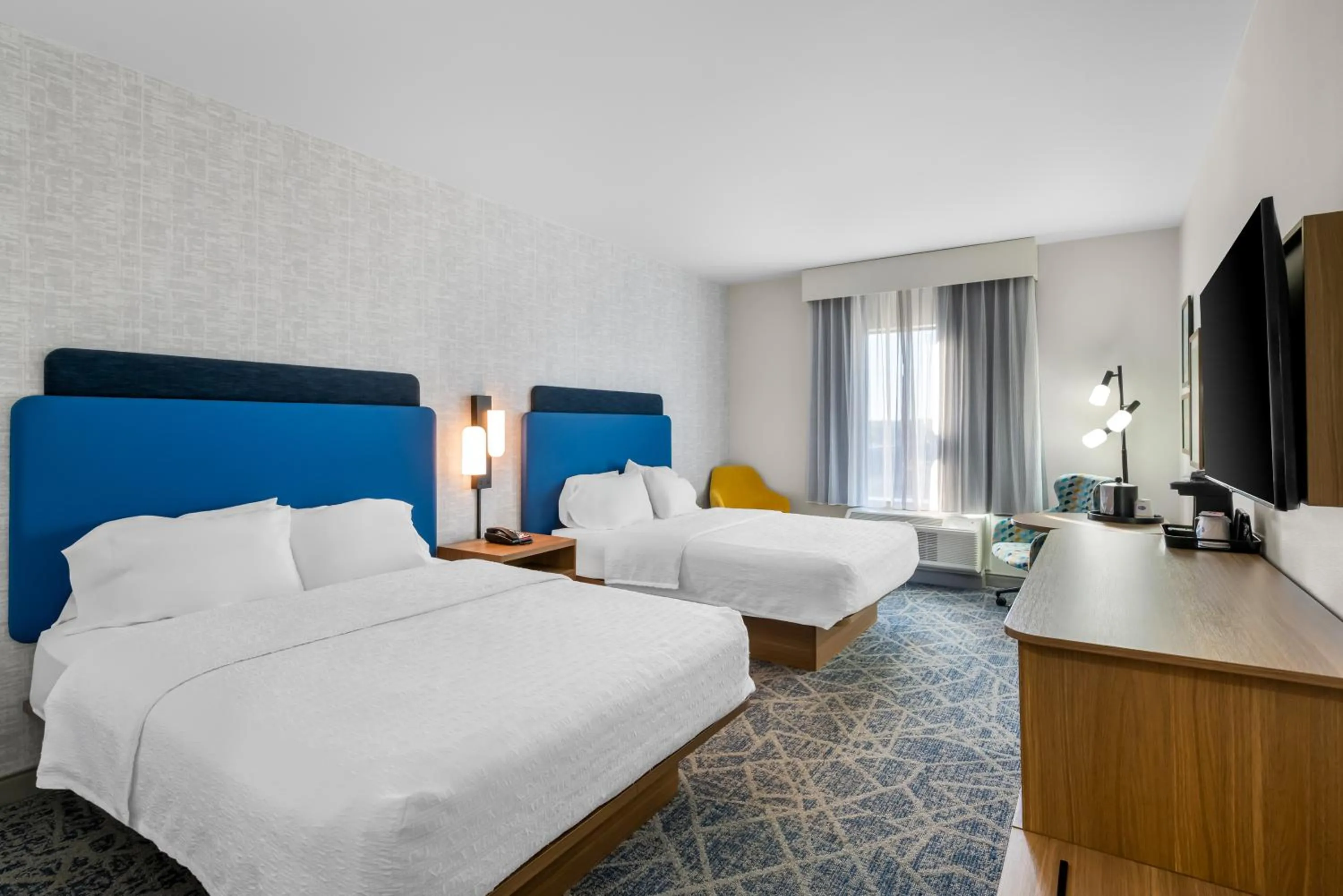 Bed in Hampton Inn - Monticello