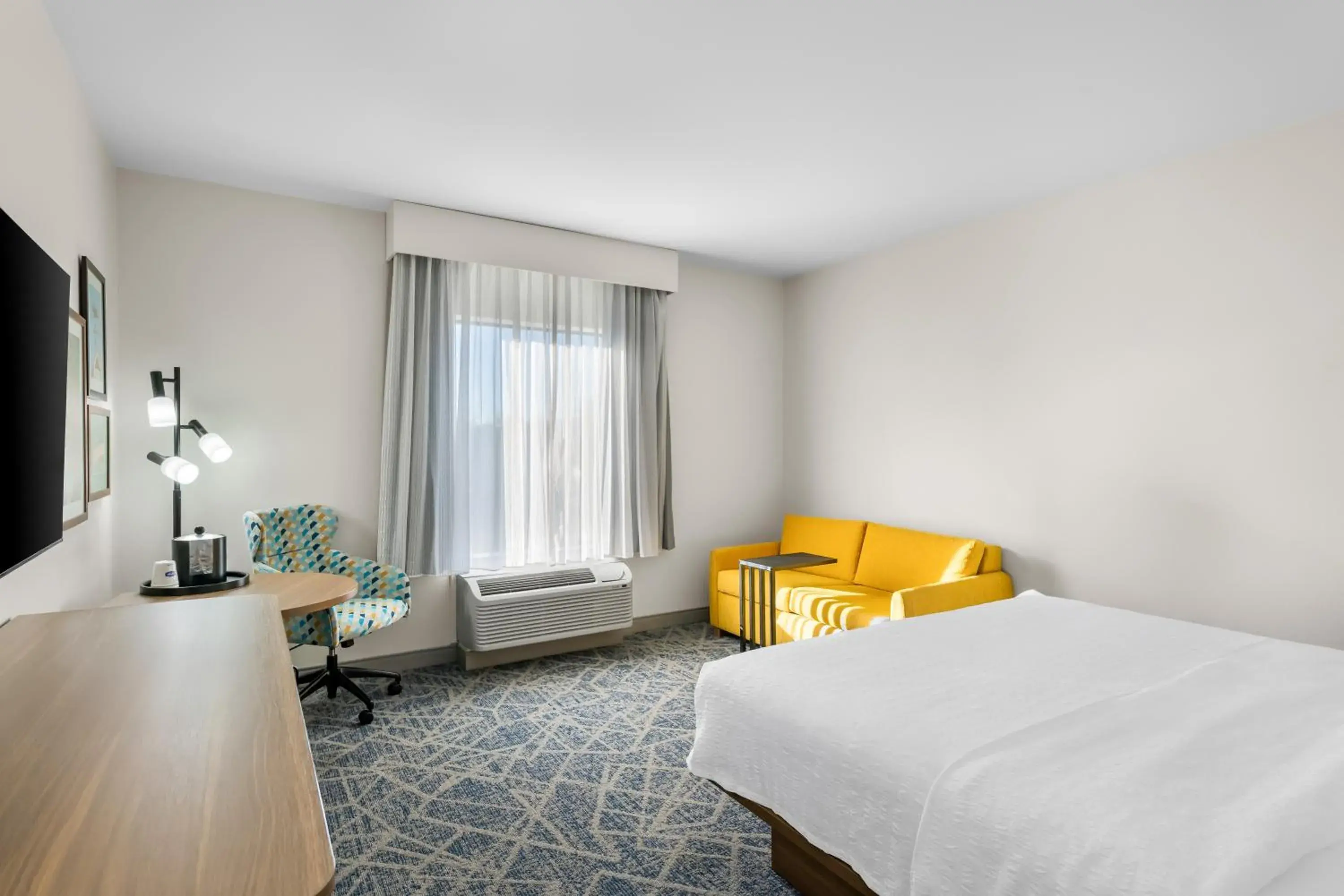 Bed in Hampton Inn - Monticello Bed in Hampton Inn - Monticello