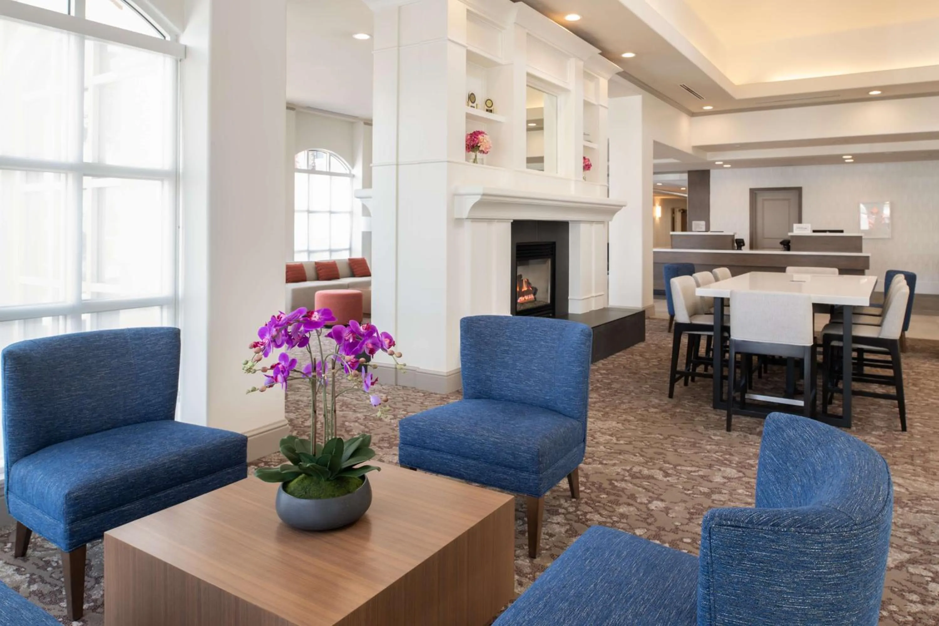 Lobby or reception in Hilton Garden Inn Fontana