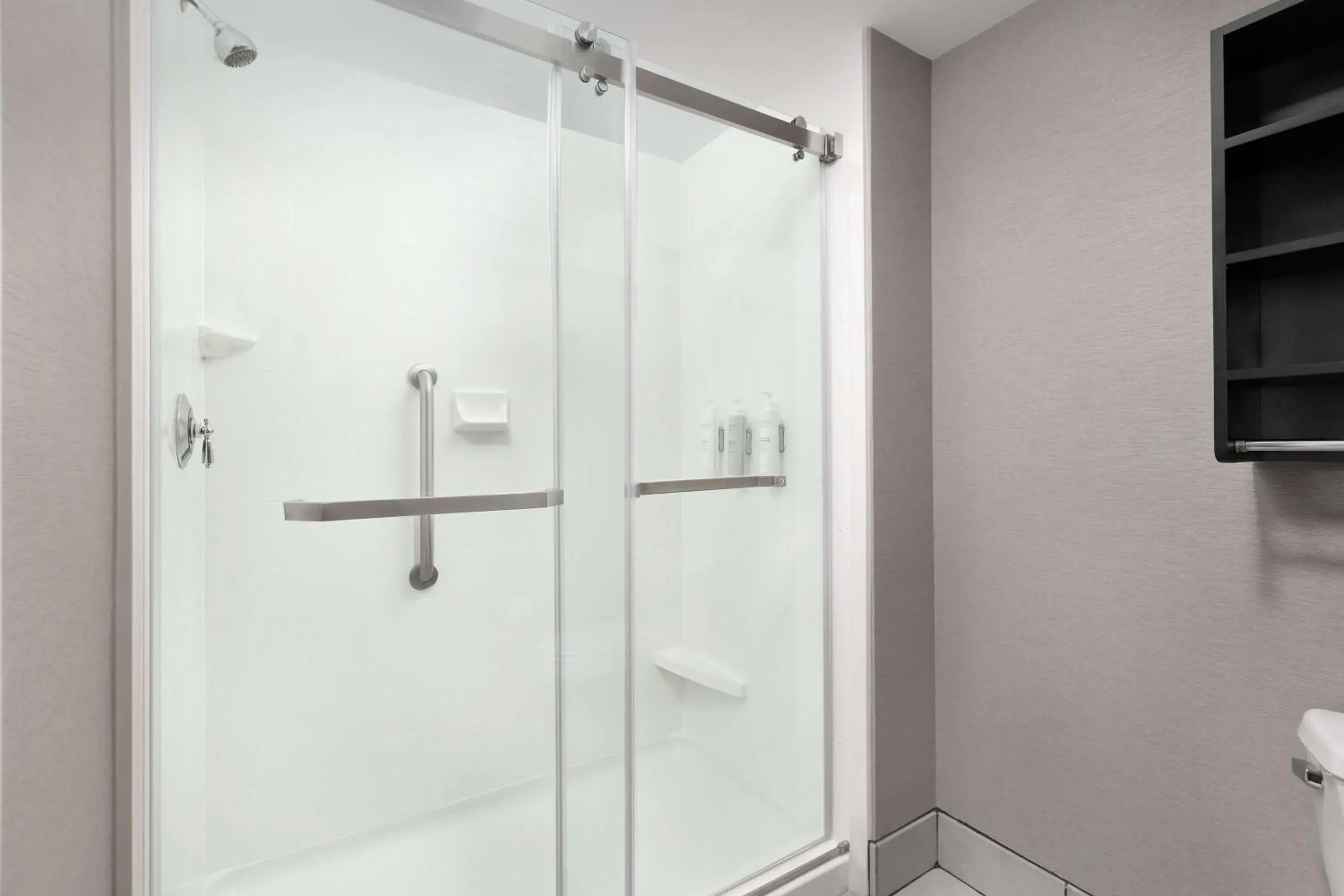 Bathroom in Homewood Suites by Hilton York Bathroom in Homewood Suites by Hilton York