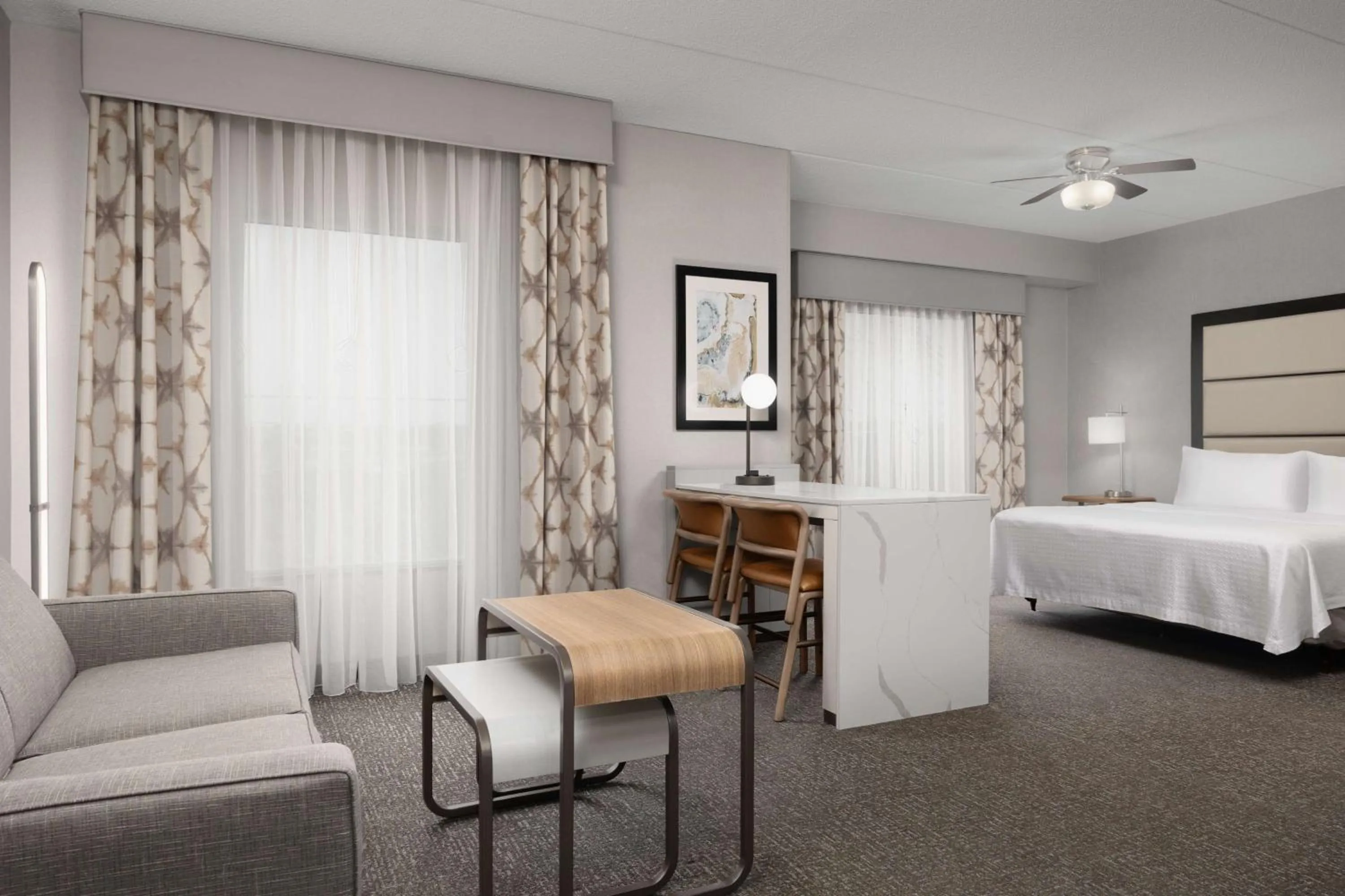 Living room, Bed in Homewood Suites by Hilton York