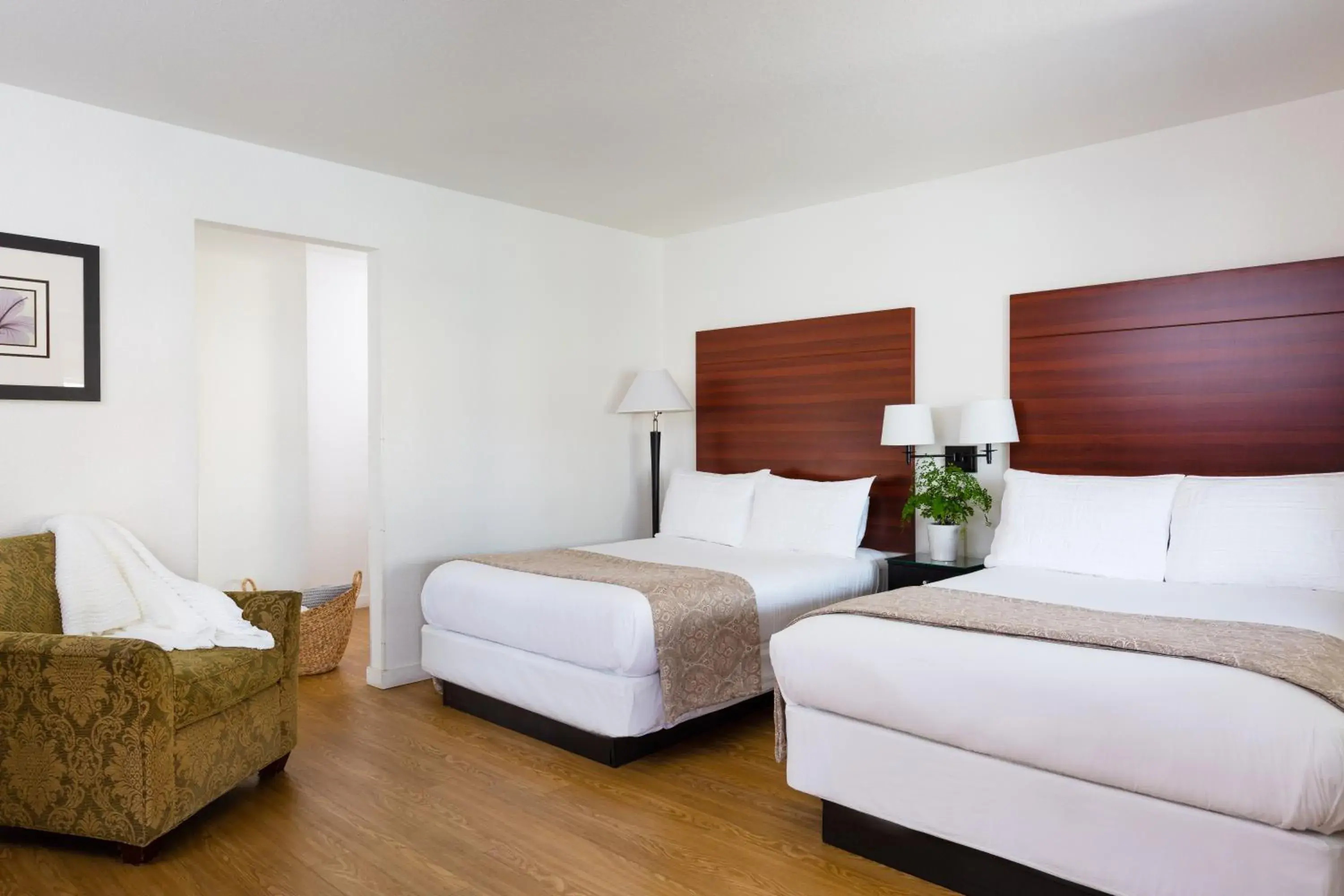 Bed in Diablo Mountain Inn Walnut Creek Bed in Diablo Mountain Inn Walnut Creek